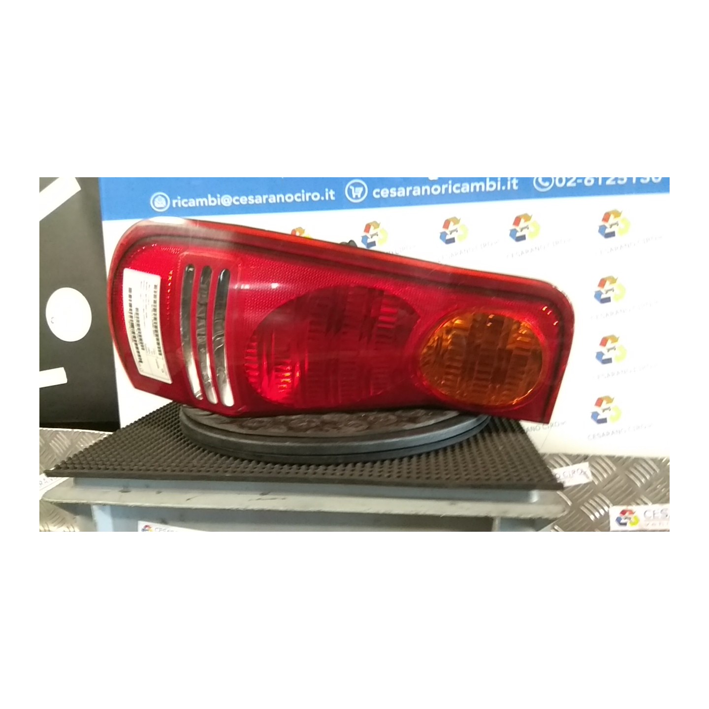 FANALE POST. SX. 017 HYUNDAI MATRIX (09/01-05/06) D3EA 9240117010