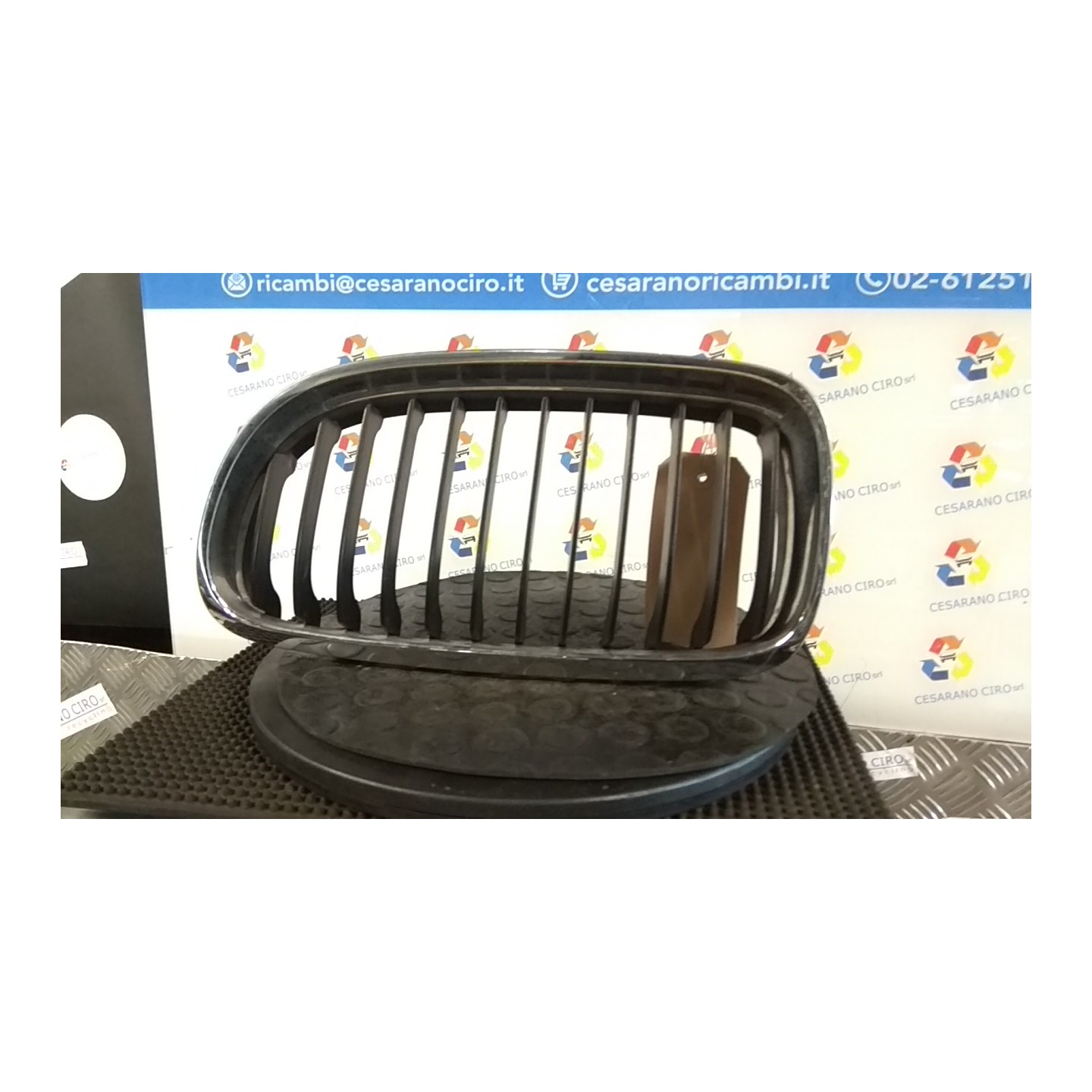 GRIGLIA LAT. PARAURTI ANT. SX. 051 BMW SERIE 3 (E90/E91) (09/08-) N47D20C 51117198907