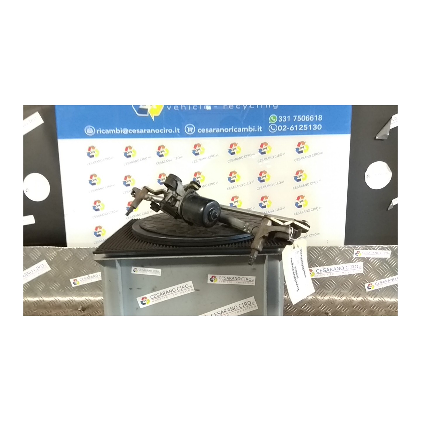 MECCANISMO TERGIPARABREZZA CON MOTORINO 066 CITROEN C3 1A SERIE (02/02-12/05) HFX 6401F4