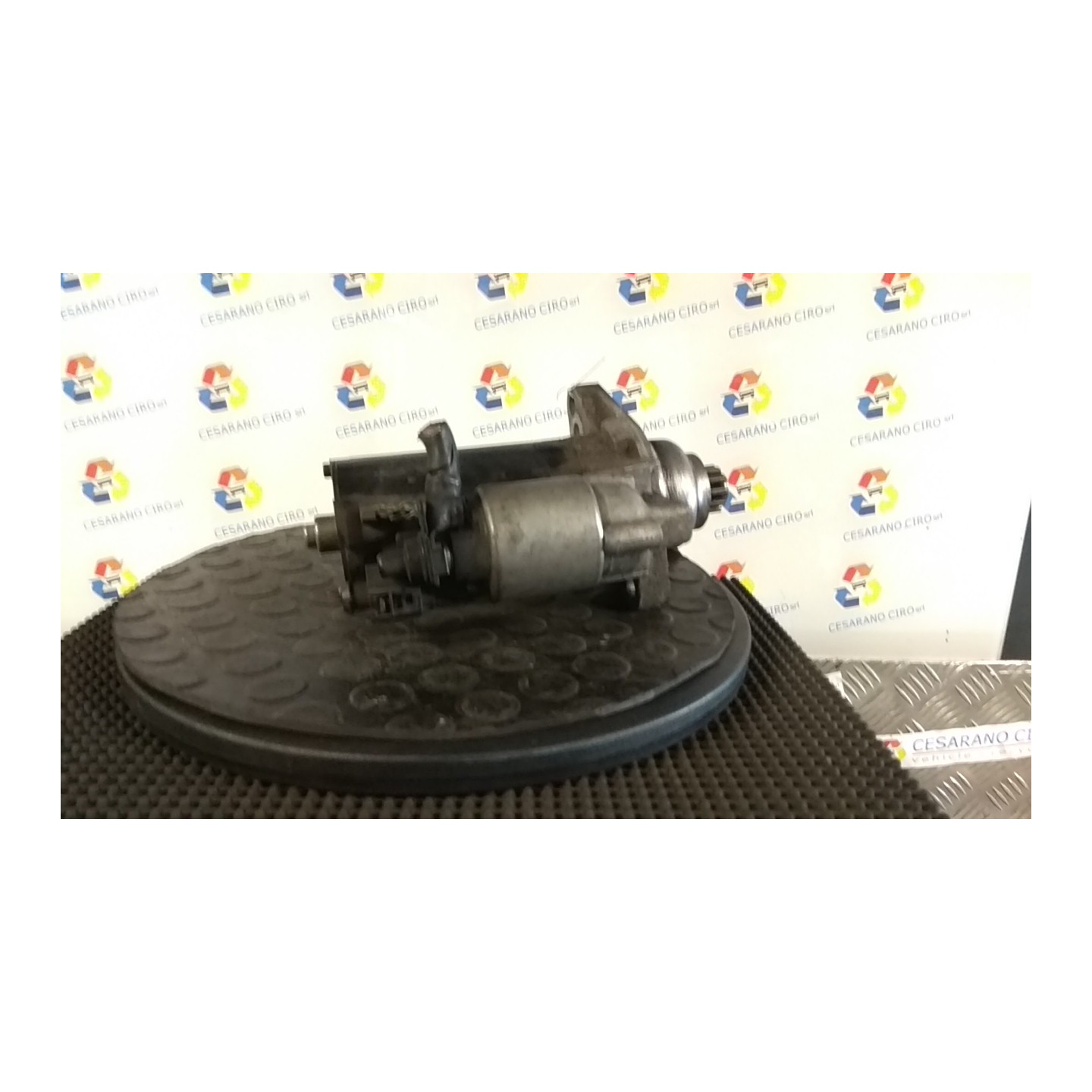 MOTORINO AVVIAMENTO 1.0KW BOSCH ROTAZ. 127 VOLKSWAGEN POLO (6R) (05/09-10/14) CFW 02T911023RX