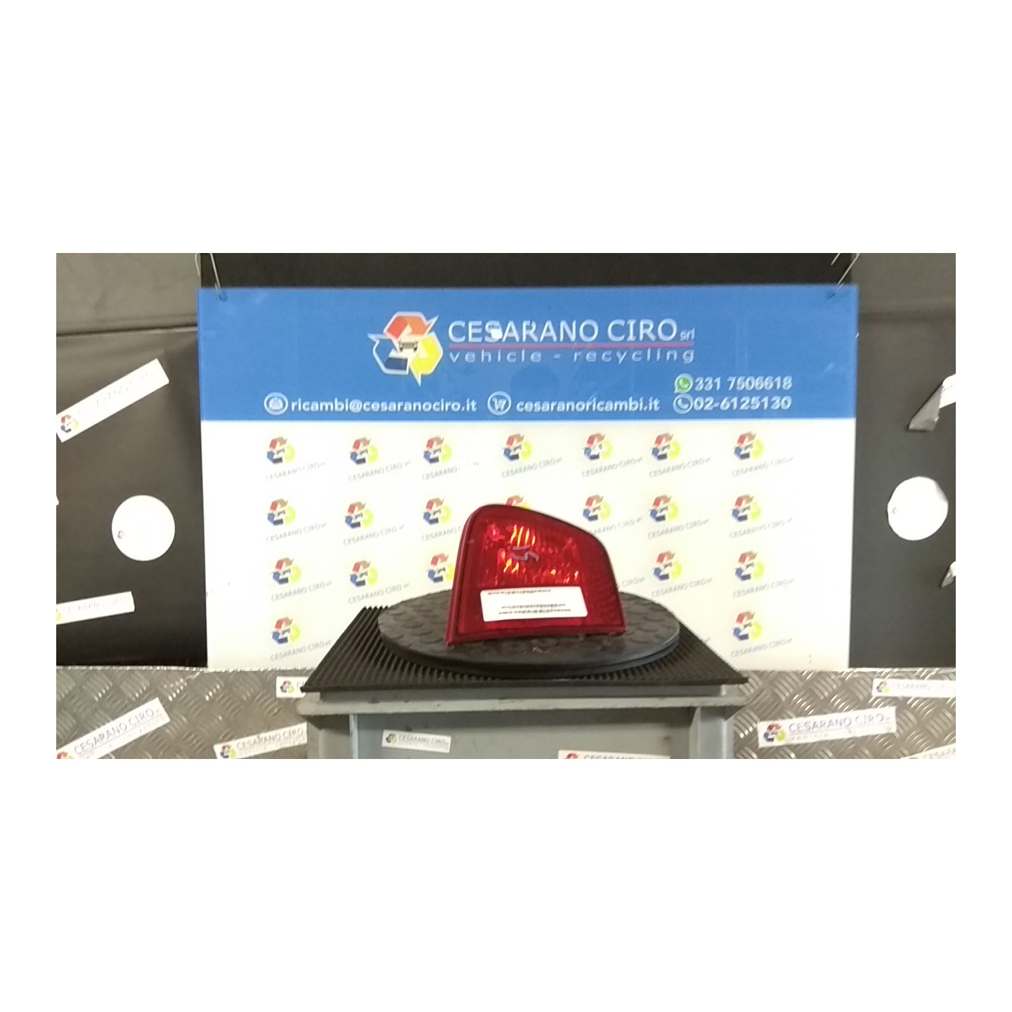 FANALE POST. PARTE INT. DX 033 SEAT IBIZA (6K) (05/93-12/01) AUD NB0875021005201DX