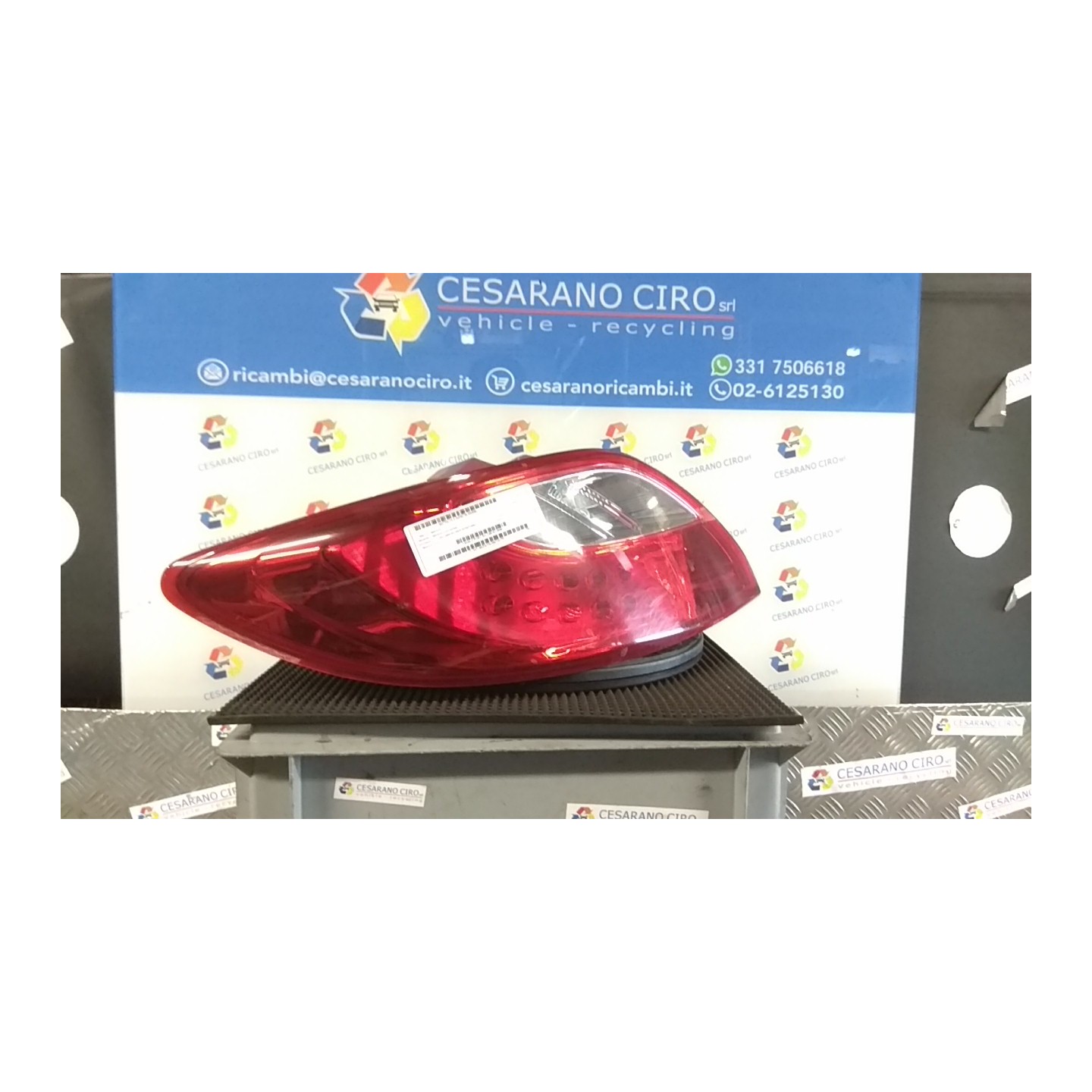 FANALE POST. SX. 096 MAZDA MAZDA 2 2A SERIE (08/07-12/14 ZJ D65151160M