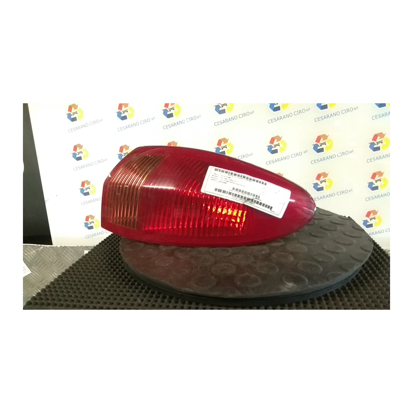 FANALE POST. PARTE EST. DX. 290 ALFA ROMEO 147 (W8) (10/04-07/11) 937A3000 46556347