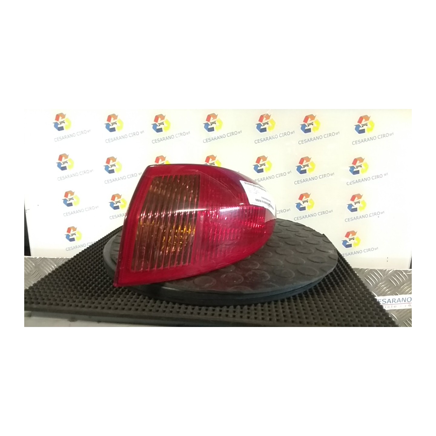 FANALE POST. PARTE EST. DX. 290 ALFA ROMEO 147 (W8) (10/04-07/11) 937A3000 46556347