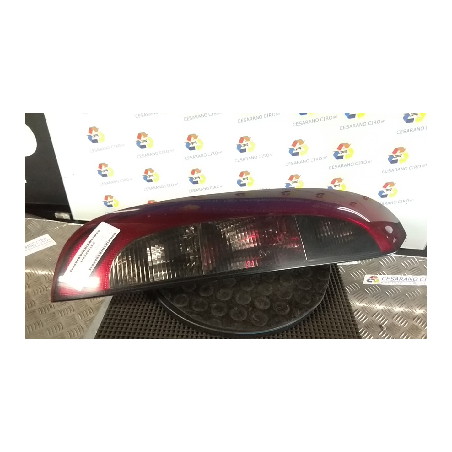 FANALE POST. TINTA SCURA SX. 009 OPEL CORSA (X01) (10/00-06/06) Z12XE 93170222
