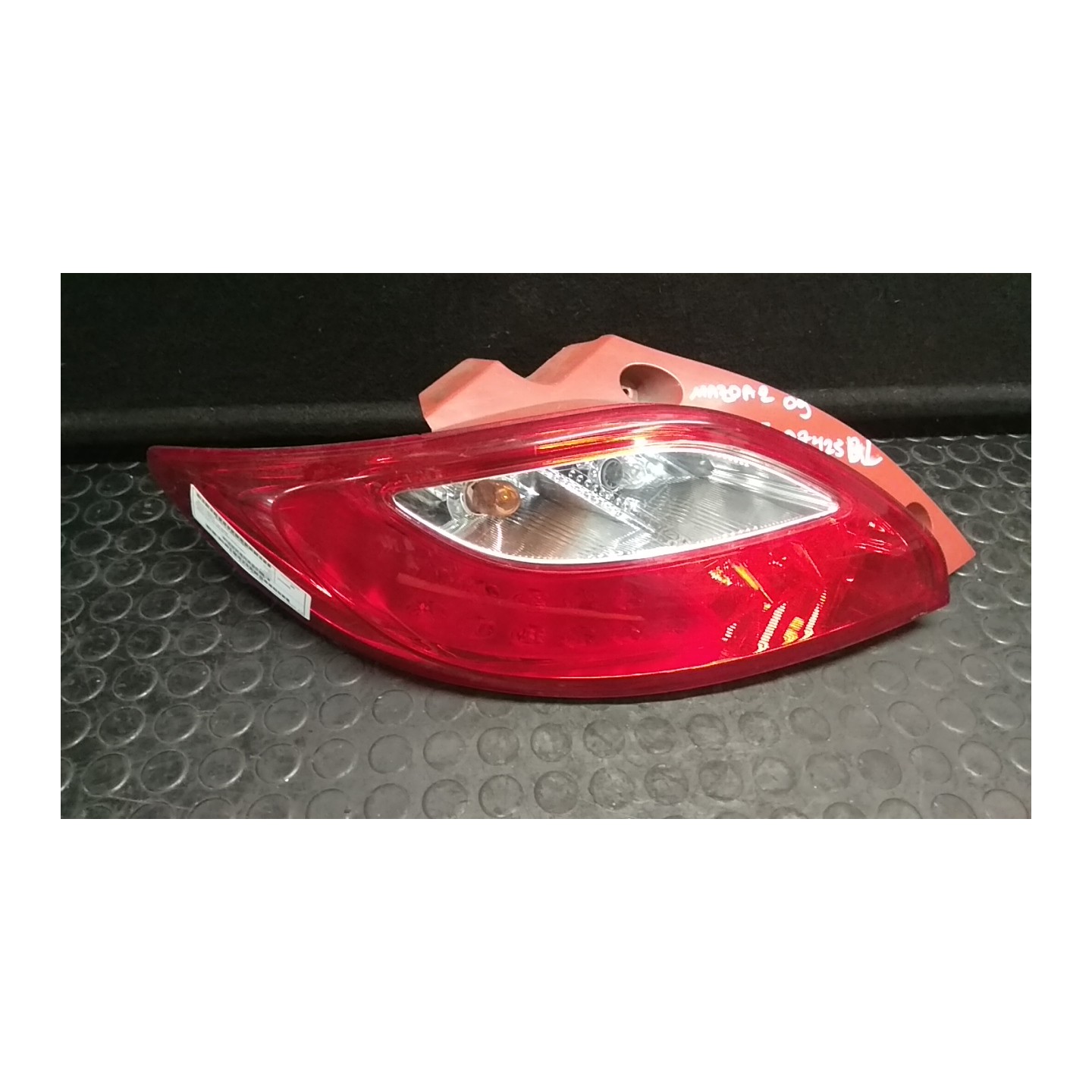FANALE POST. SX. 017 MAZDA MAZDA 2 2A SERIE (08/07-12/14 ZJ D65151160M