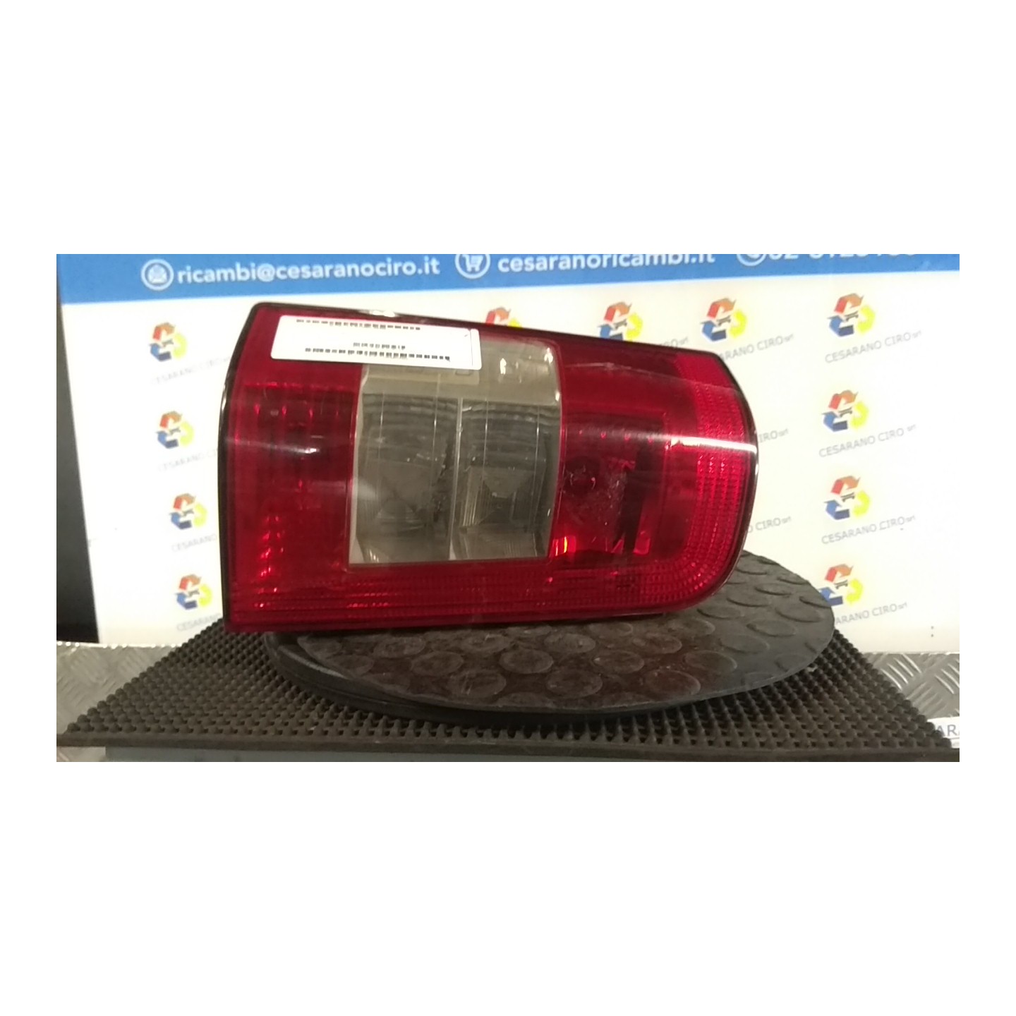 FANALE POST. 2 PORTE POST SX. 065 PEUGEOT RANCH VAN (M59) (11/02-) KFW 6350EC