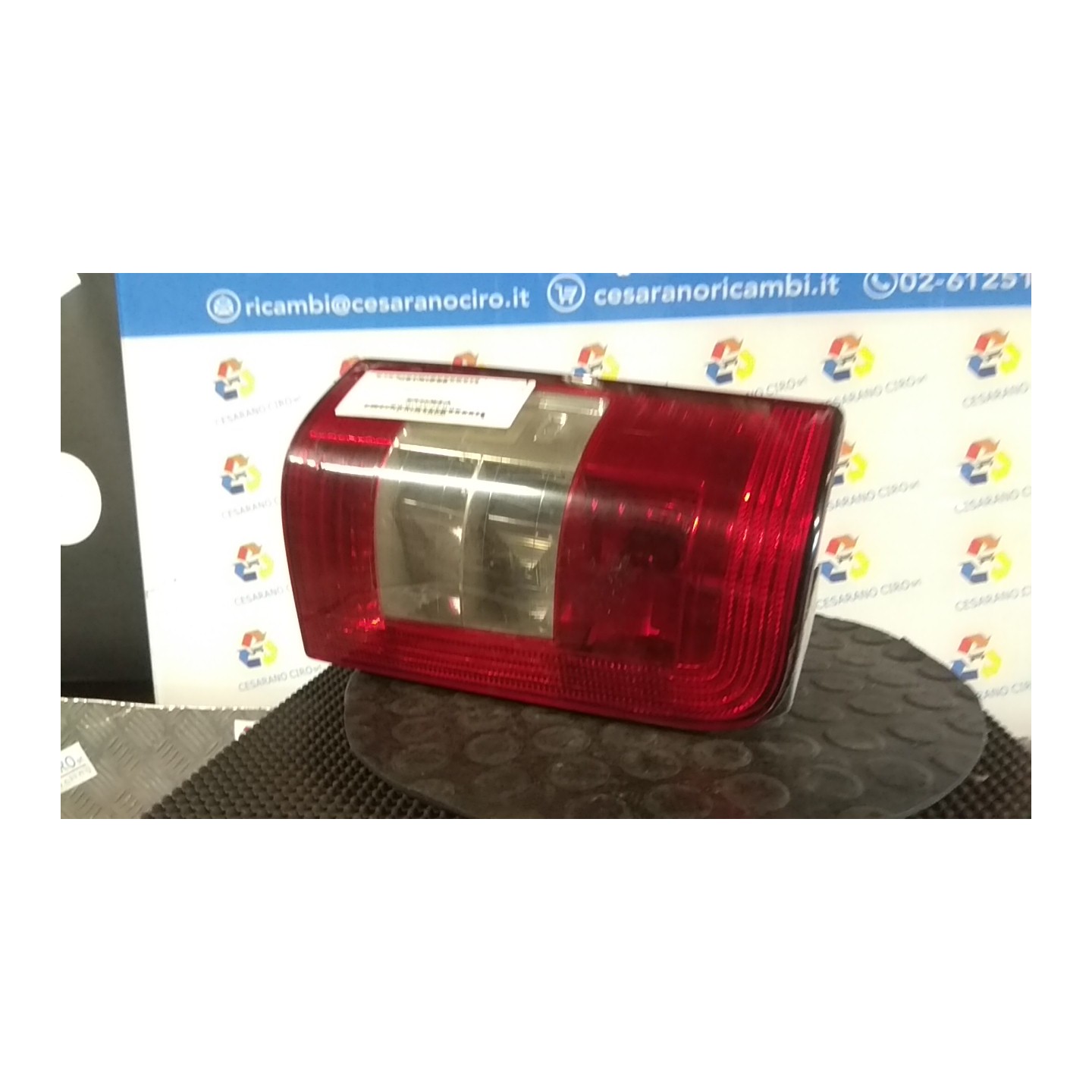 FANALE POST. 2 PORTE POST SX. 065 PEUGEOT RANCH VAN (M59) (11/02-) KFW 6350EC