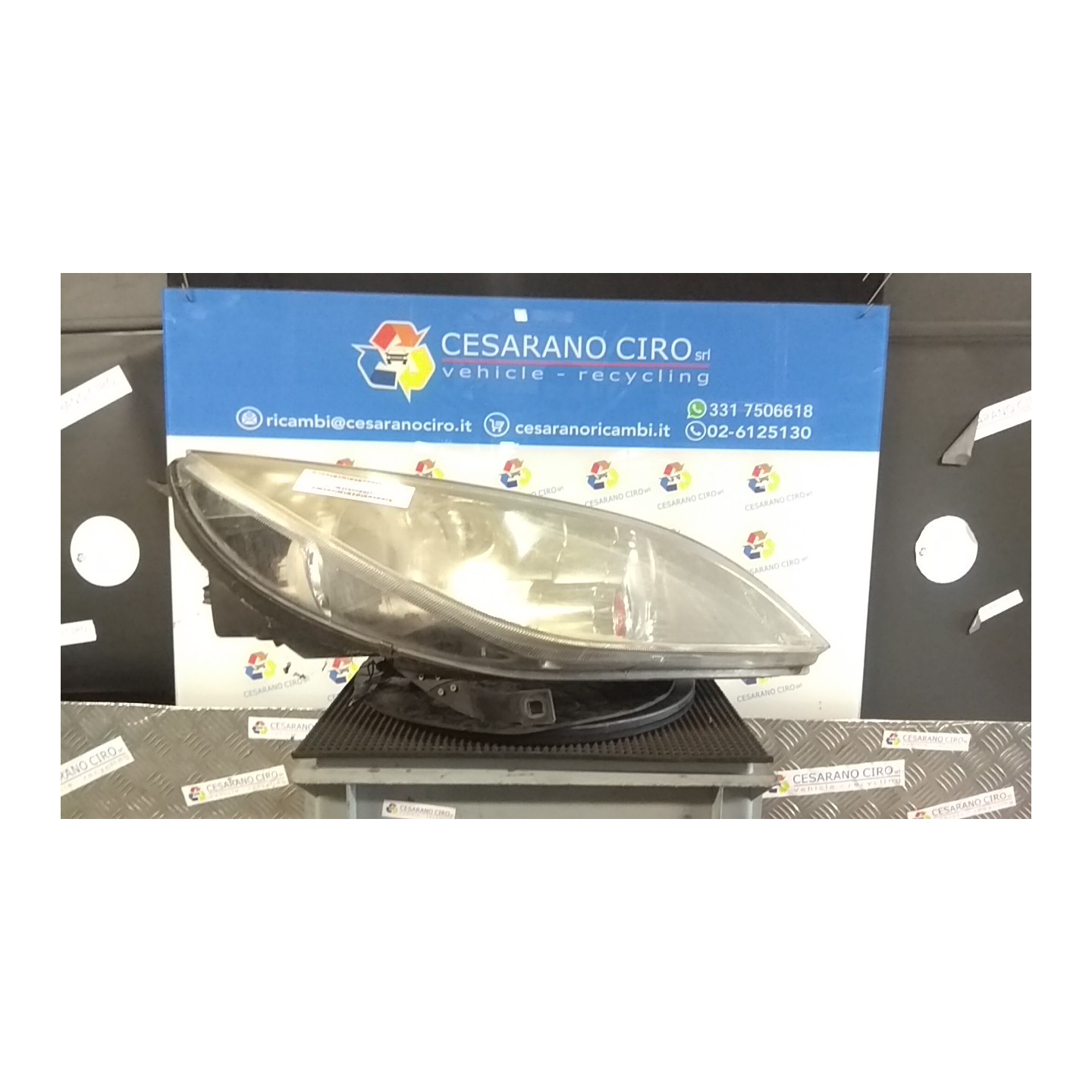 PROIETTORE DX. 096 MITSUBISHI COLT 7A SERIE (06/04-12/09) 135930 MN186256