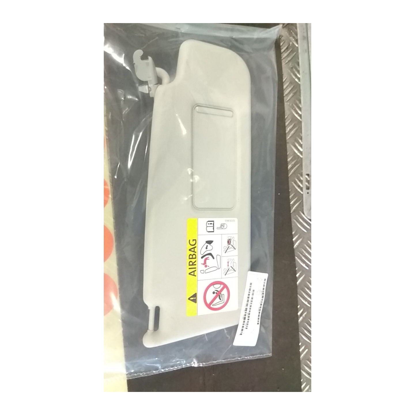 ALETTA PARASOLE PARABREZZA ILLUMINATO DX. 055 VOLKSWAGEN POLO (6C) (03/14-02/18) CUS 6R0857552AL3H8