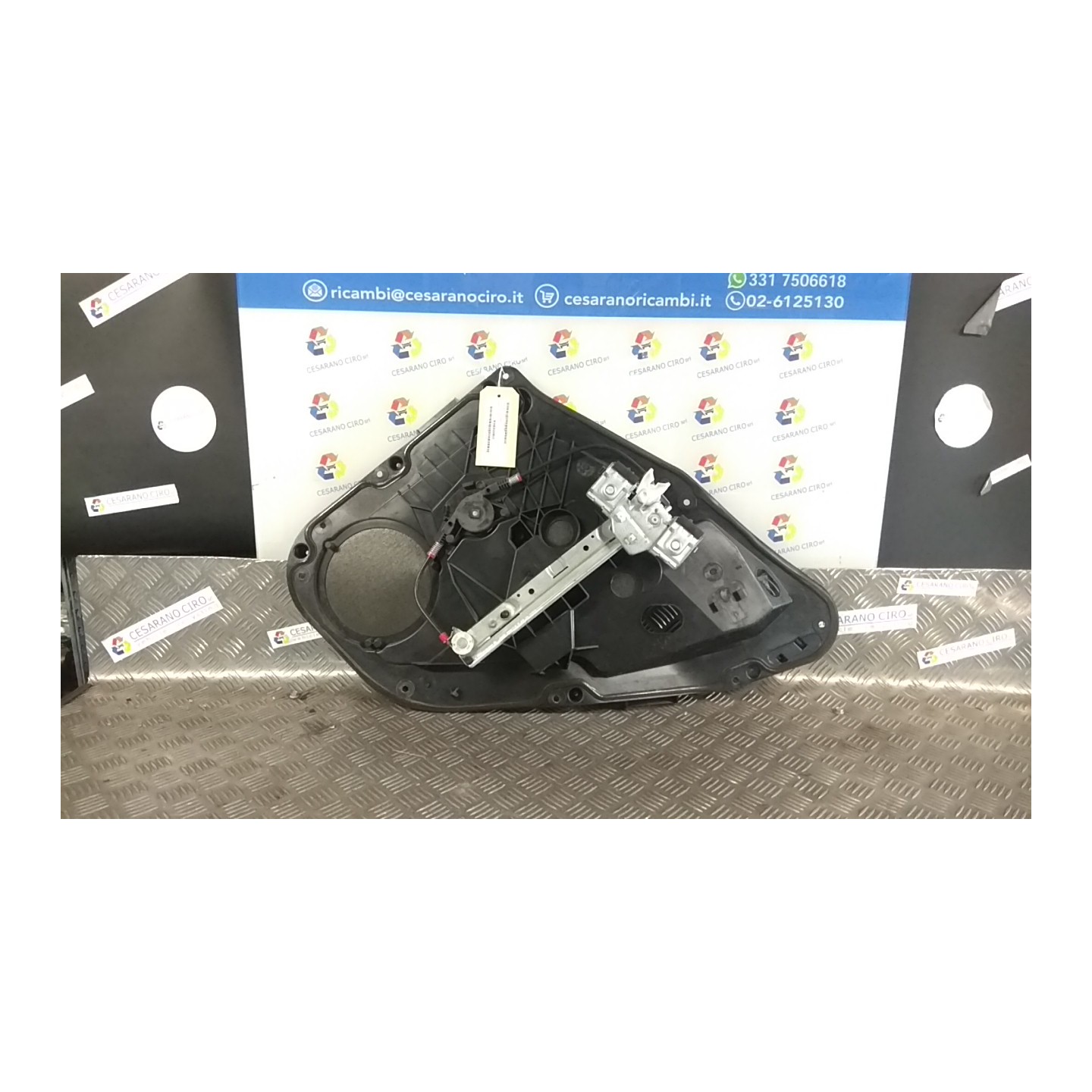 ALZACRISTALLO ELETTR. PORTA POST. SX. 078 FORD FIESTA (CB1) (09/08-10/13) SNJB 1633103