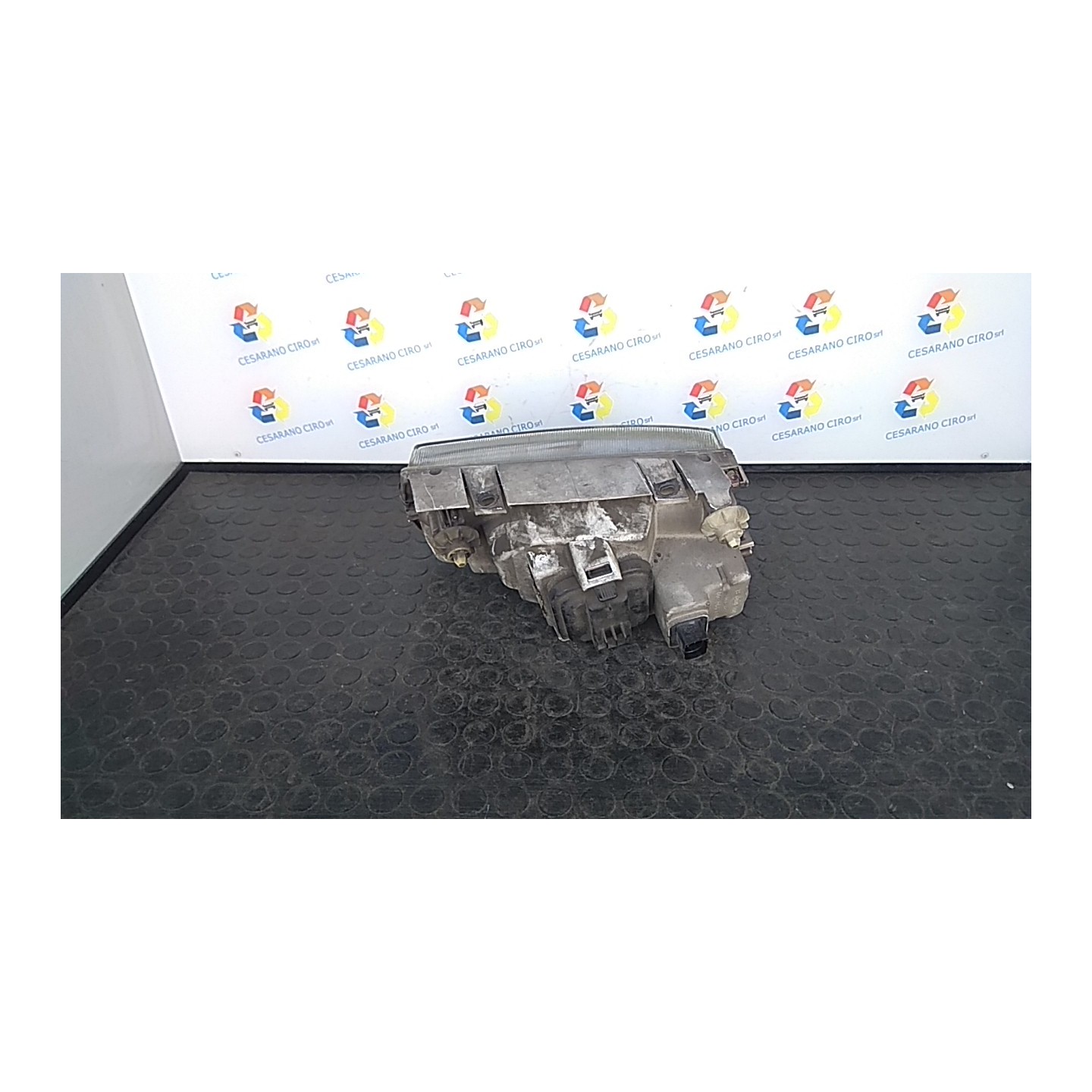 PROIETTORE DX. 294 VOLKSWAGEN POLO 3A SERIE (11/94-09/01) AER 6N1941016