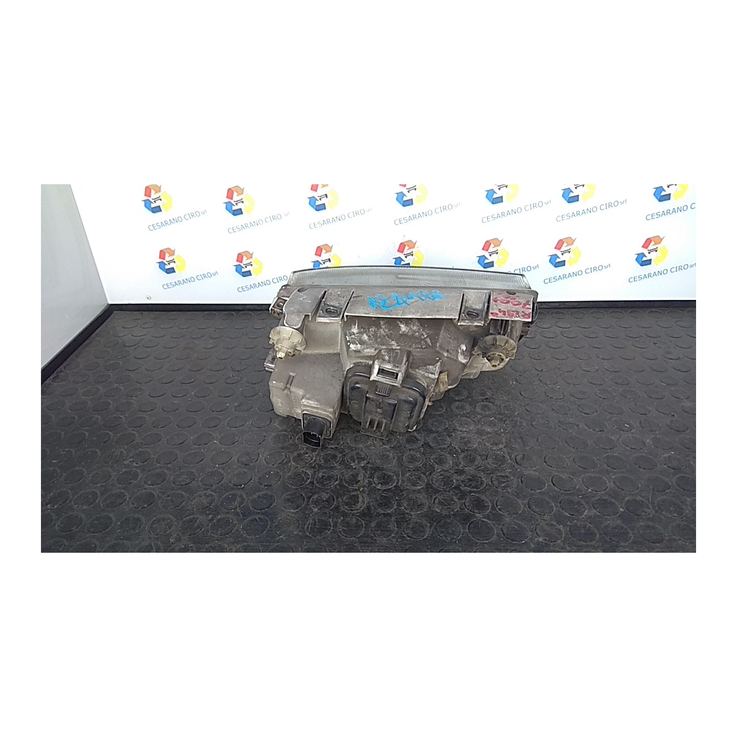 PROIETTORE SX. 295 VOLKSWAGEN POLO 3A SERIE (11/94-09/01) AER 6N1941015