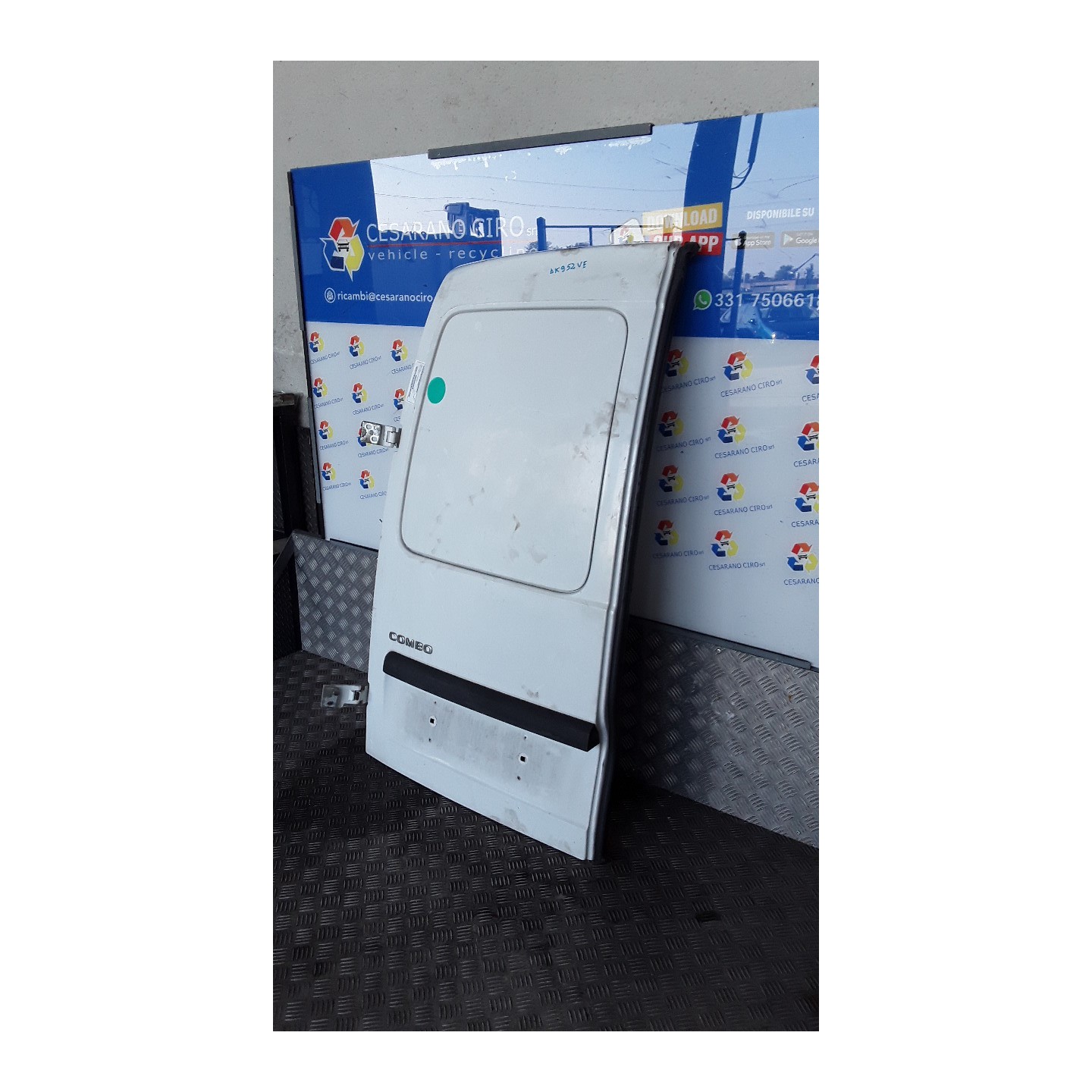 PORTA CARICO POST. A BATTENTE S/FORI TERGICRIST.POST. SX. 026 OPEL COMBO (X01) (11/01-01/12) Z16YNG 93180782