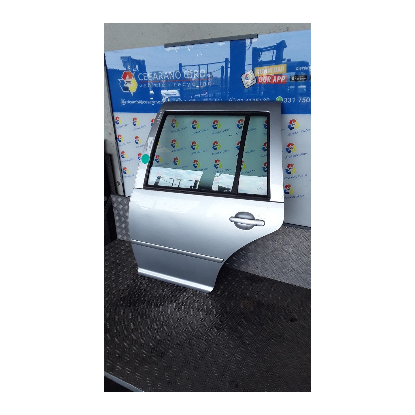 PORTA POST. SX. 050 VOLKSWAGEN BORA (1J) (03/99-02/06) AUS 1J5833055F