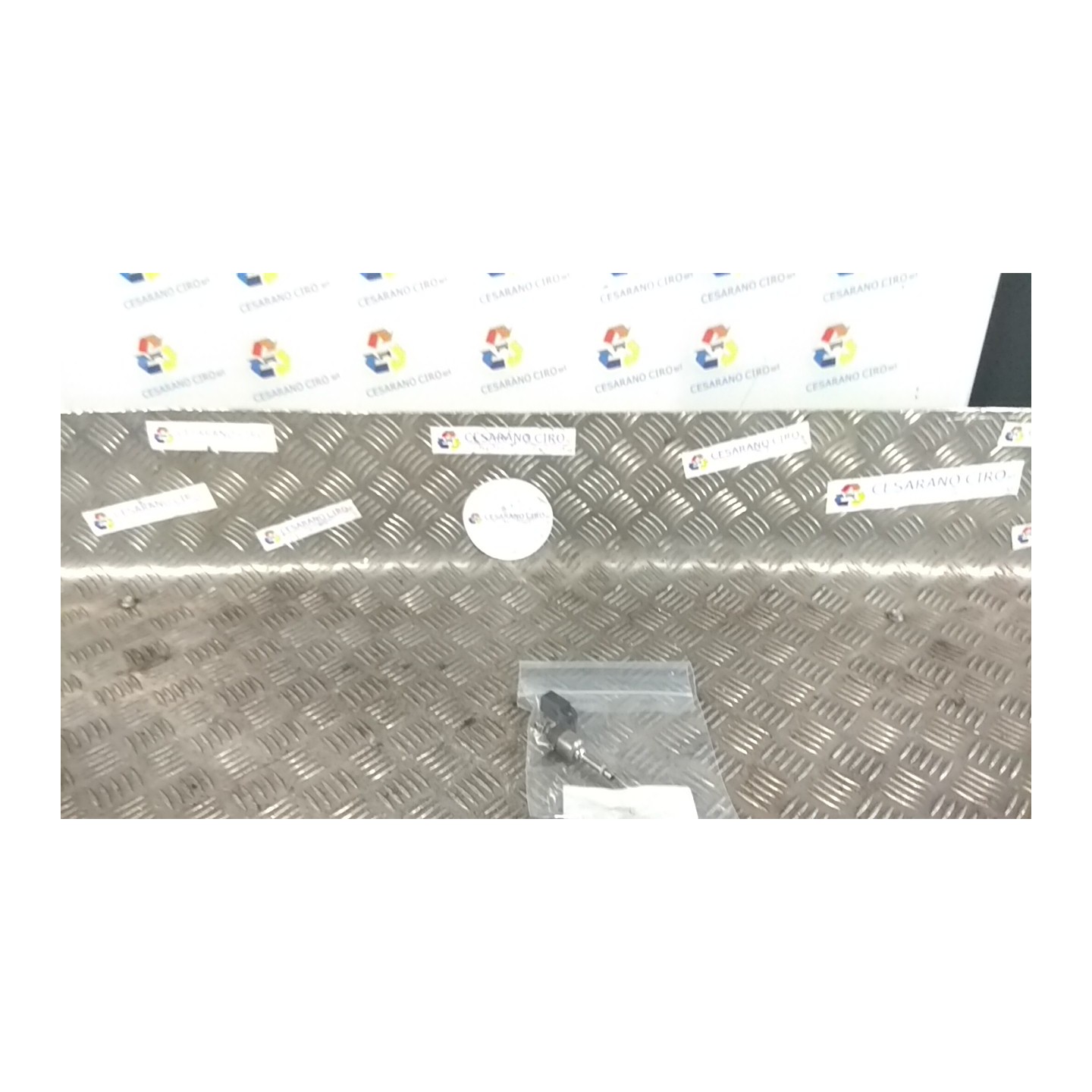 INIETTORE 057 VOLKSWAGEN GOLF (1K) (10/03-12/09) BMY 03C906036E