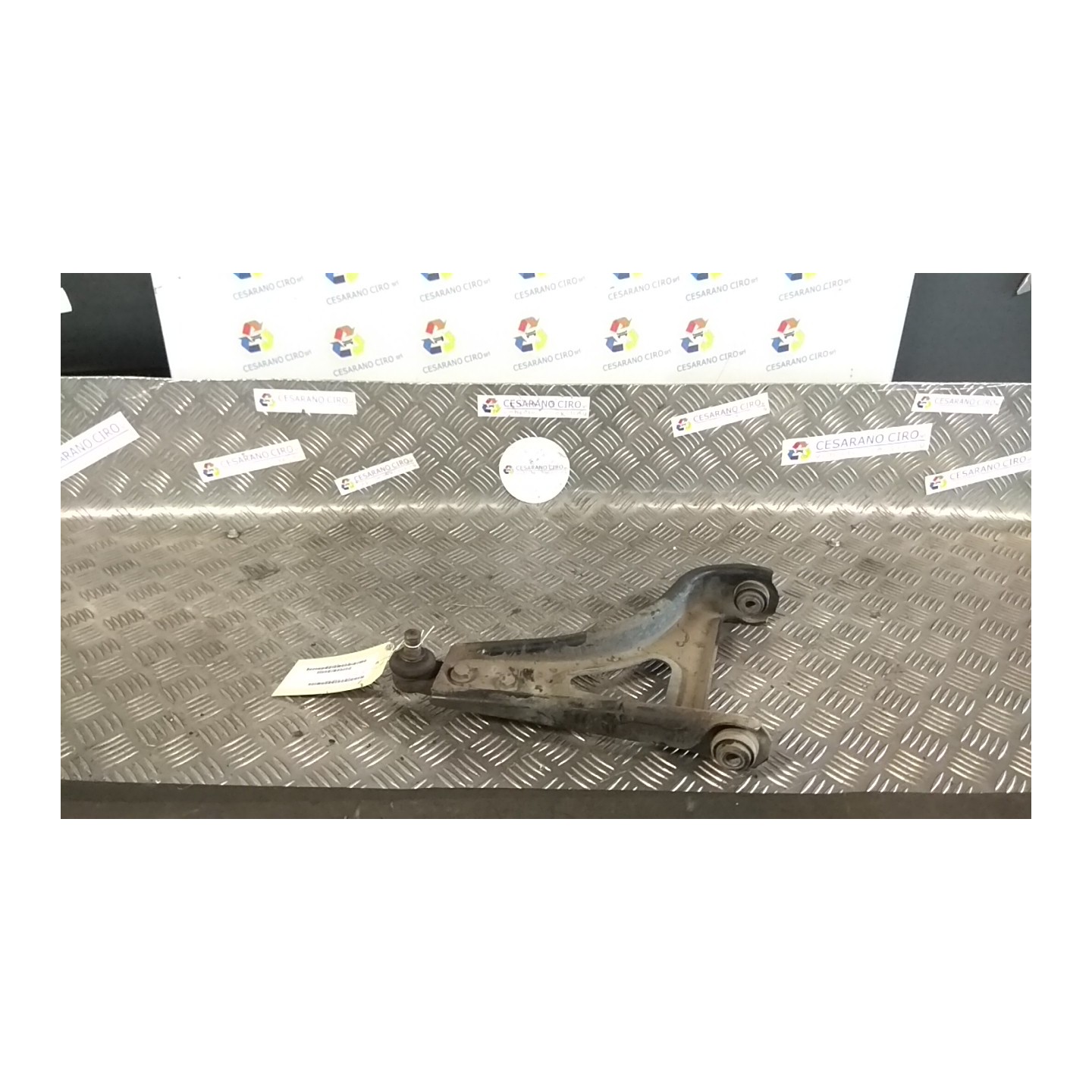 BRACCIO OSCILLANTE SOSP. ANT. DX. 034 RENAULT TWINGO 1A SERIE (08/98-09/07) D7FF7 8200737126