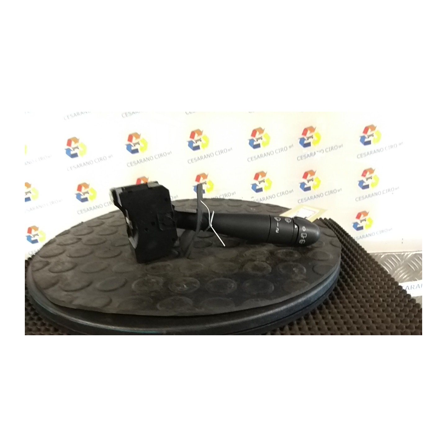 BLOCCO COMANDI TERGICRISTALLI 089 RENAULT CLIO 2A SERIE (05/01-11/10) D7FG7 7701048909