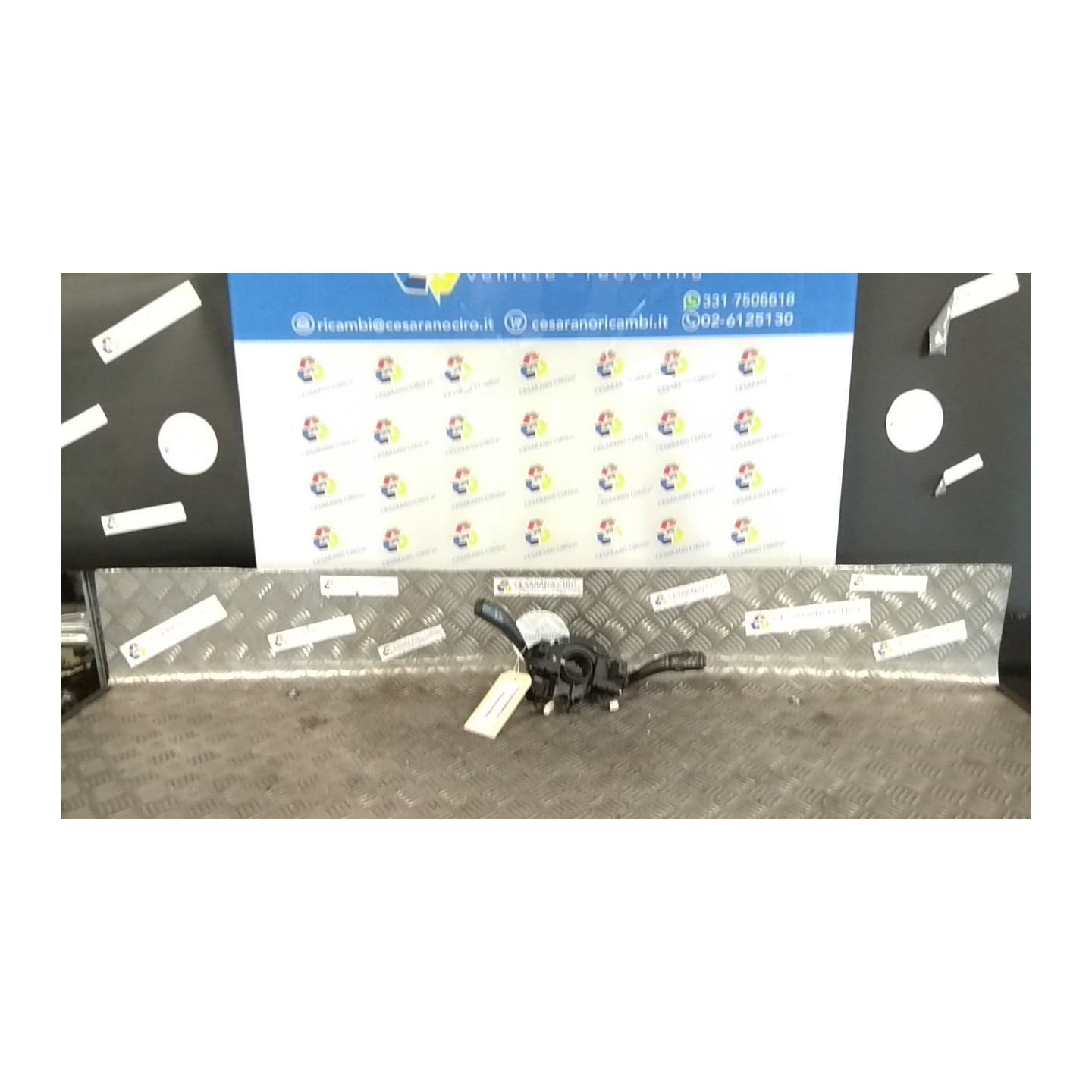 DEVIOGUIDASGANCIO 096 AUDI A4 (8K) (09/07-03/13) CAGA 8K0953502AT4PK