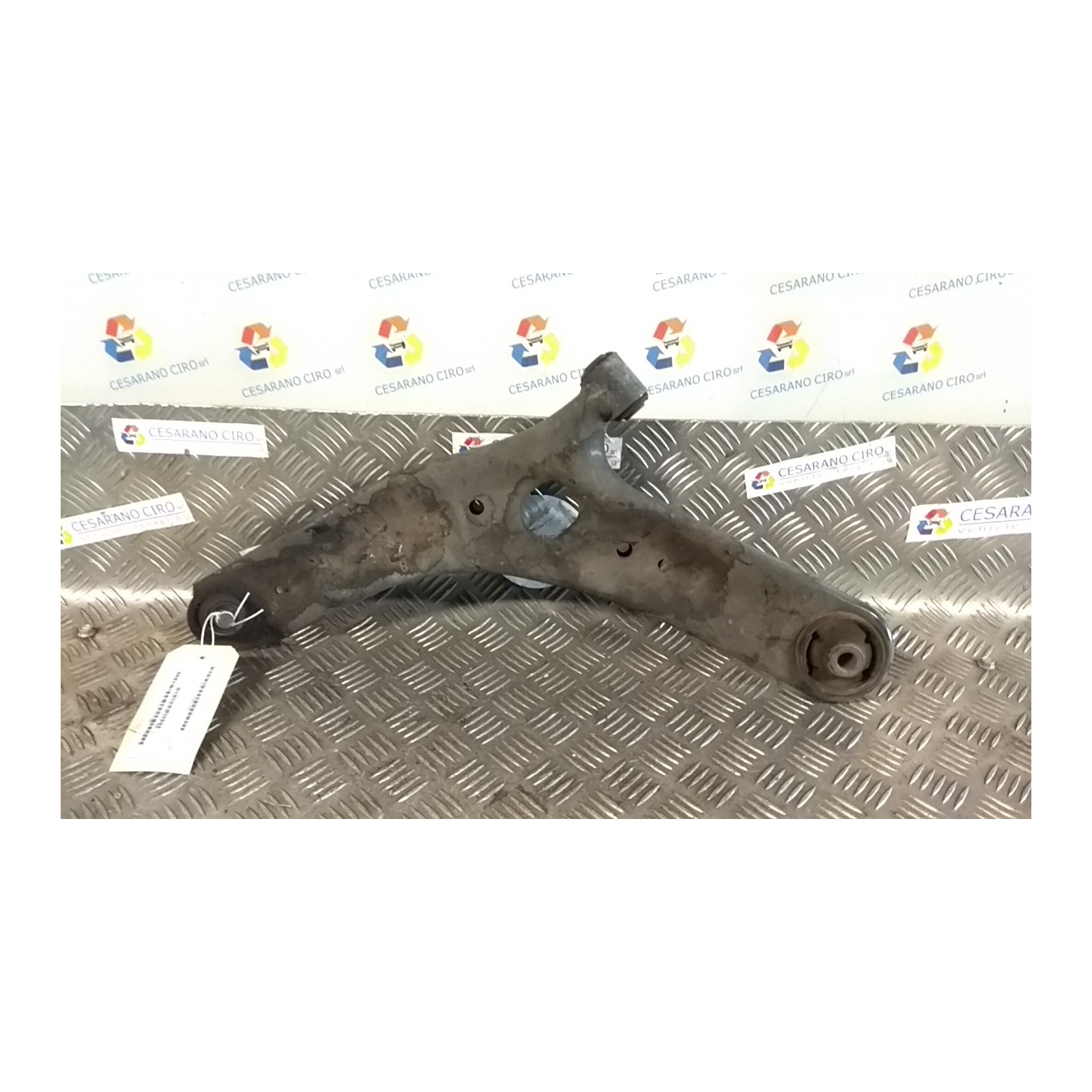 BRACCIO OSCILLANTE SOSP. ANT. SX. 054 HYUNDAI IX20 (10/10-) G4FA 545001P100