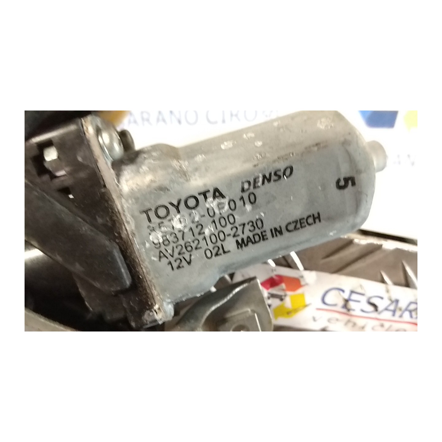 ALZACRISTALLO ELETTR. PORTA ANT. C/MOTORINO SX. 045 TOYOTA YARIS (11/05-02/12) 1NRFE 698200D041