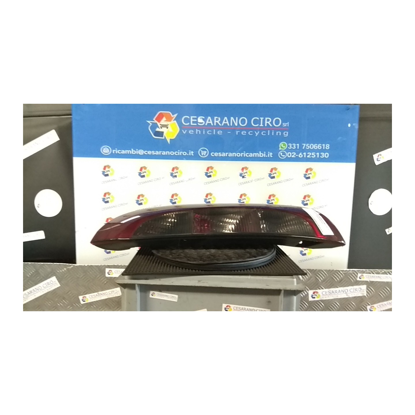 FANALE POST. TINTA SCURA DX. 059 OPEL CORSA (X01) (10/00-06/06) Z10XE 93170223