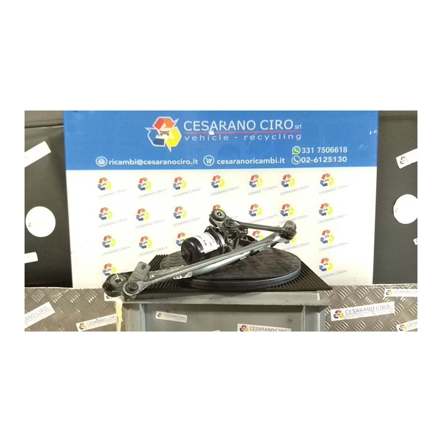 MECCANISMO TERGIPARABREZZA CON MOTORINO 080 CITROEN C3 2A SERIE (09/05-11/10) HFX 6401F4