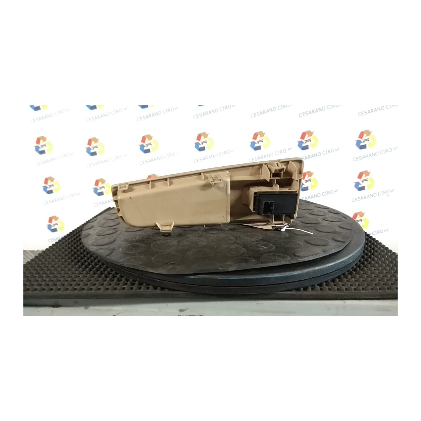 BLOCCO COMANDI ALZACRISTALLI DX 134 LANCIA DELTA (TH) (06/08-03/11) 844A1000 NB3721010029012DX