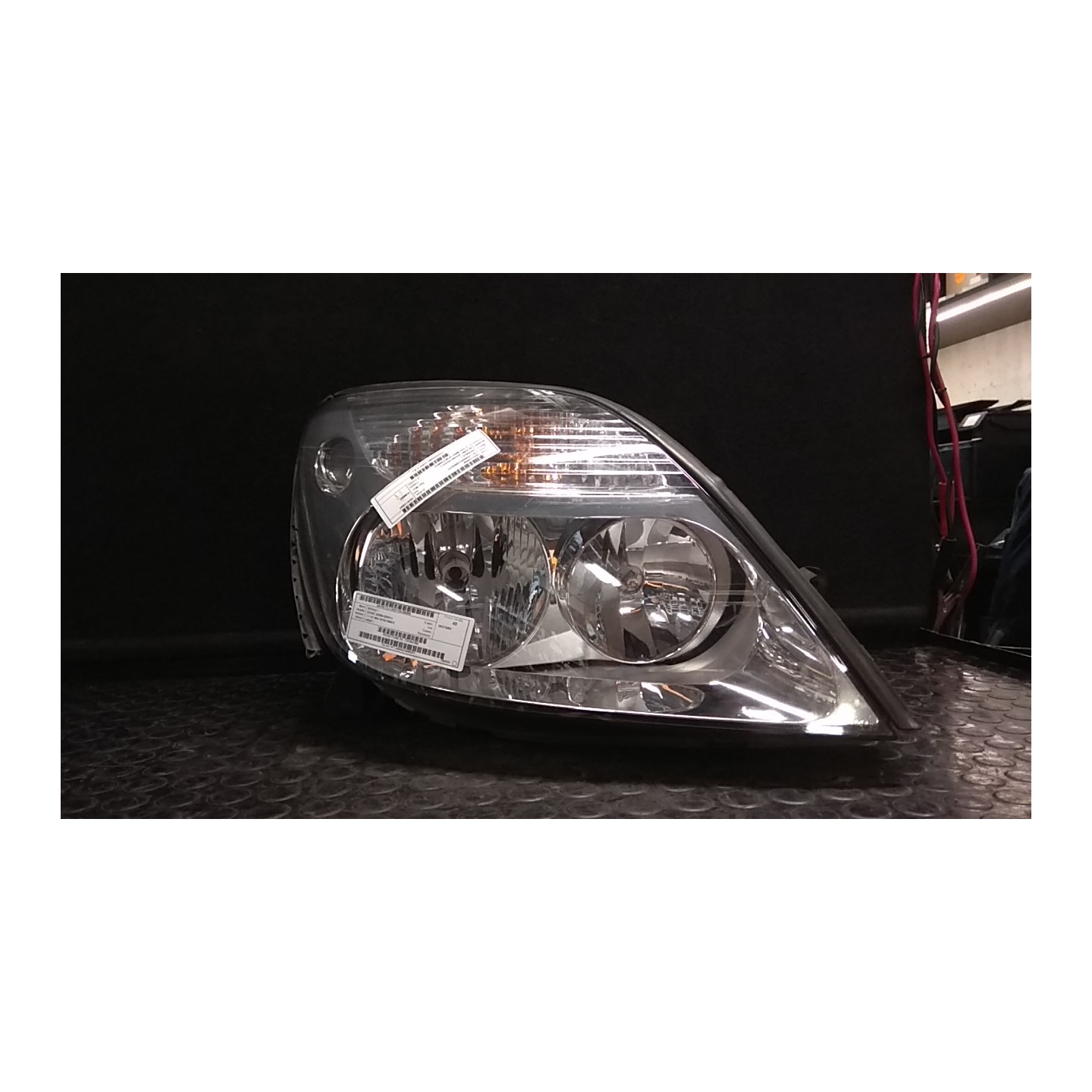 PROIETTORE DX. 069 RENAULT SCENIC (03/99-05/03) K4MA7 7701047600