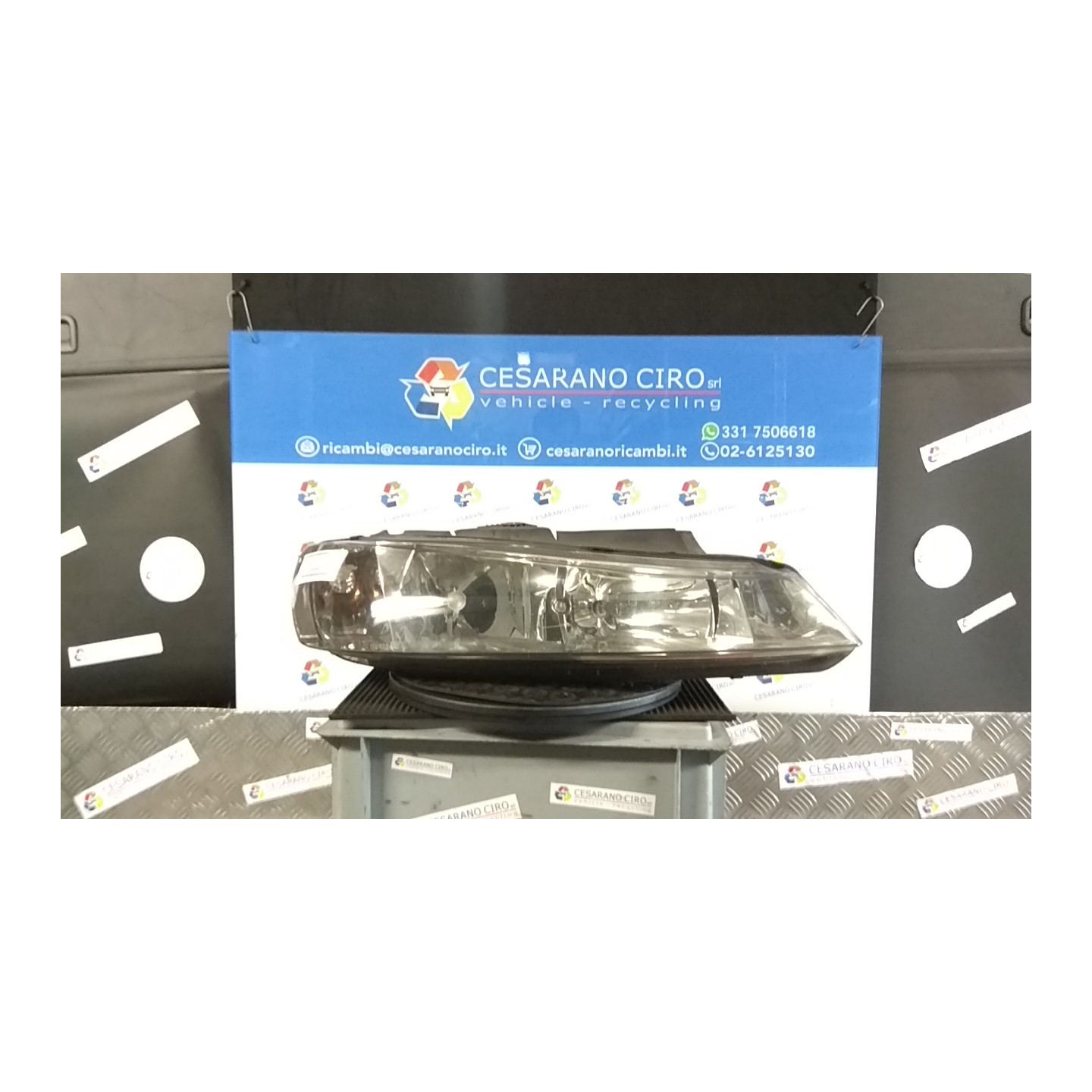 PROIETTORE CON REGOLATORE ALTEZZA DX. 105 PEUGEOT 406 (04/99-05/04) RHZ 6205V2