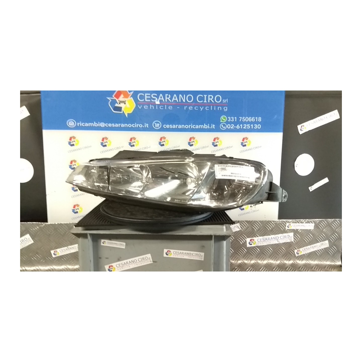 PROIETTORE CON REGOLATORE ALTEZZA SX. 106 PEUGEOT 406 (04/99-05/04) RHZ 6204V2