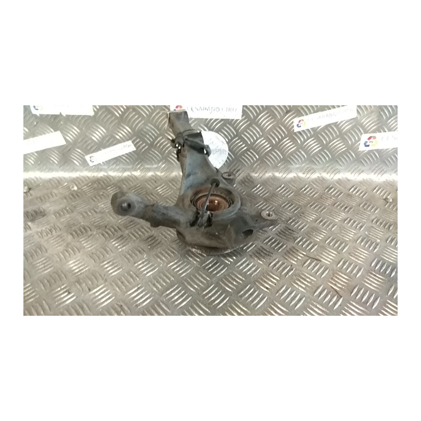 MONTANTE SOSP. ANT. SX. 011 RENAULT LAGUNA 2A SERIE (03/01-09/07) F4PC7 8200320888