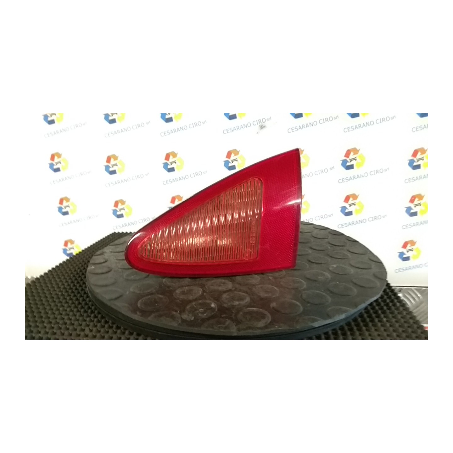 FANALE POST. PARTE INT. DX. 098 ALFA ROMEO 147 (W8) (08/00-01/06) AR37203 46556348