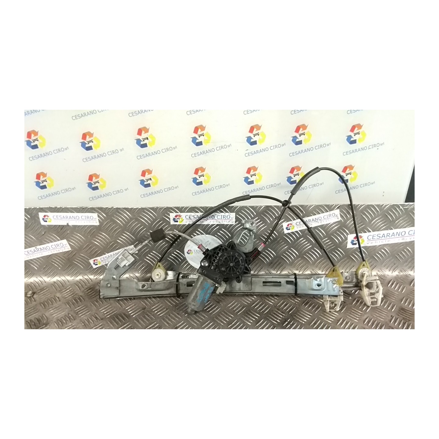 ALZACRISTALLO ELETTR. PORTA ANT. C/MOTORINO SX. 102 PEUGEOT 206 PLUS (02/09-) HFV 9221G0
