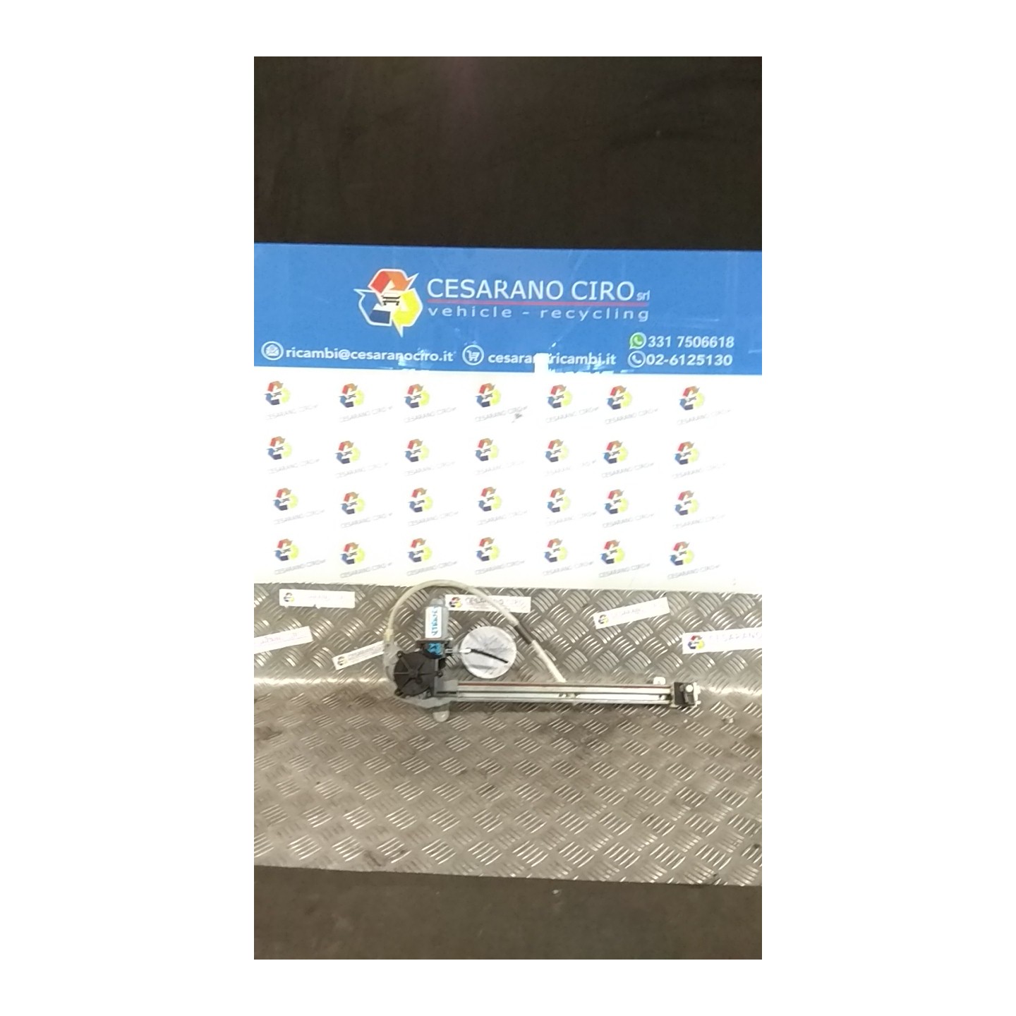 ALZACRISTALLO ELETTR. PORTA POST. C/MOTORINO SX. 111 RENAULT LAGUNA 2A SERIE (03/01-09/07) F4PC7 8200485201