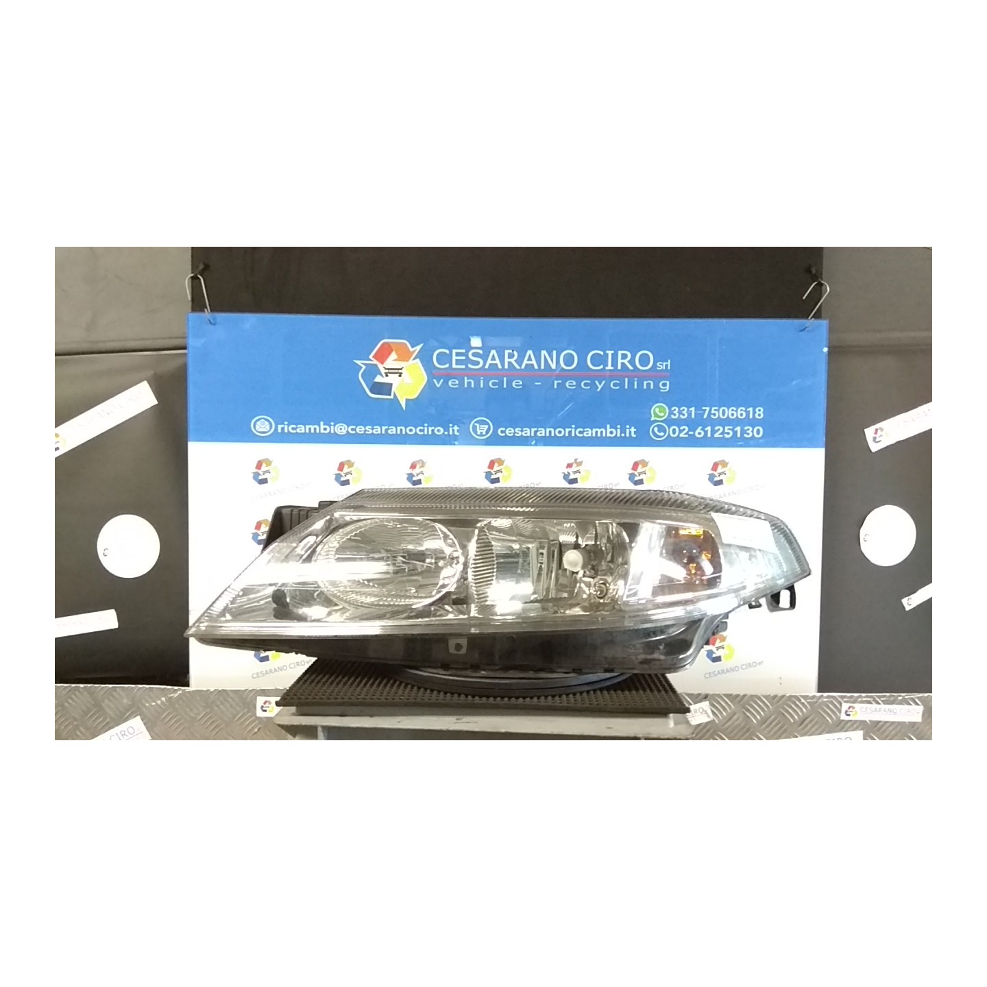 PROIETTORE SX. 114 RENAULT LAGUNA 2A SERIE (03/01-09/07) F4PC7 7701048927