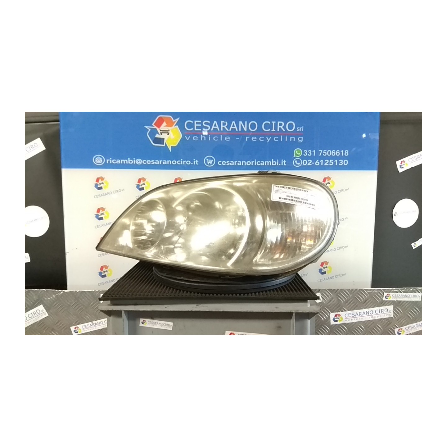 PROIETTORE SX. 125 KIA CARNIVAL 1A SERIE (04/99-12/06 J3 0K54E51040A