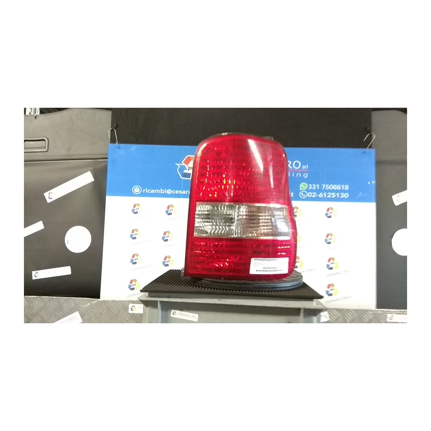 FANALE POST. DX. 131 KIA CARNIVAL 1A SERIE (04/99-12/06 J3 0K54E51150