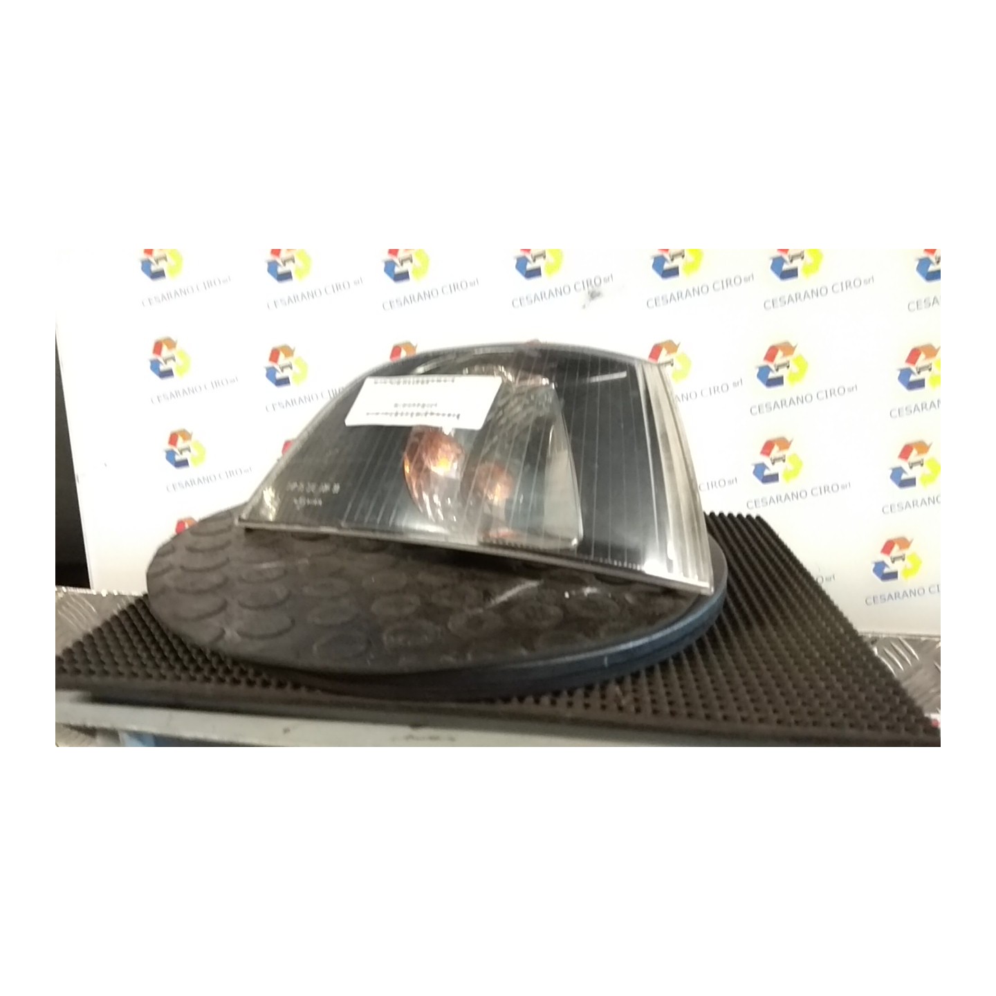FANALINO ANT. DX. 033 VOLVO V40 (04/00-03/04) D4192T4 30621832