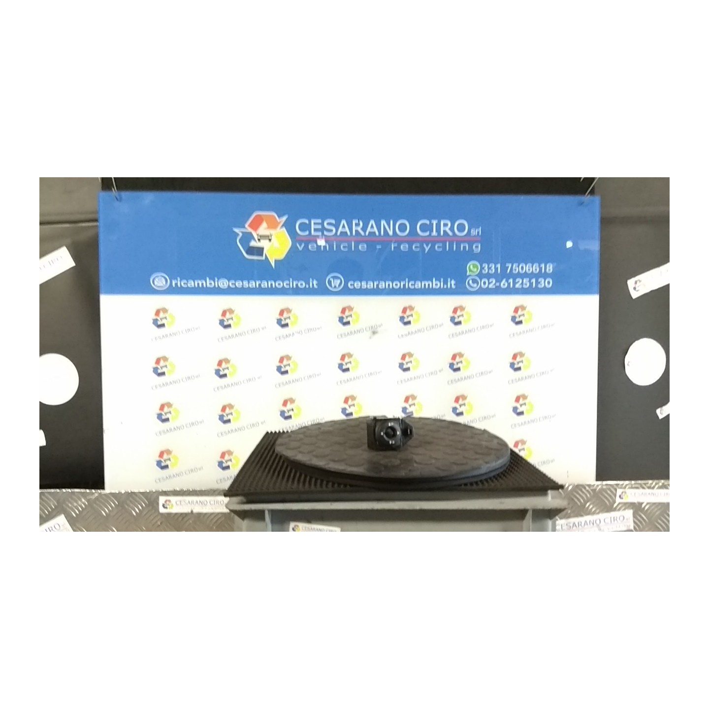 INTERRUTTORE REGOLAZIONE RETROVISORE EST. TERMICO 069 HYUNDAI IX20 (10/10-) G4FA 935301K0004X