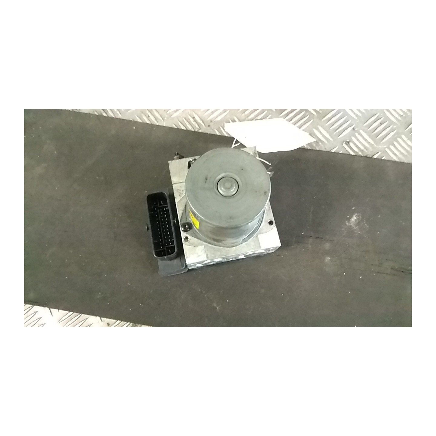 AGGREGATO ABS 070 HYUNDAI IX20 (10/10-) G4FA 589201K100