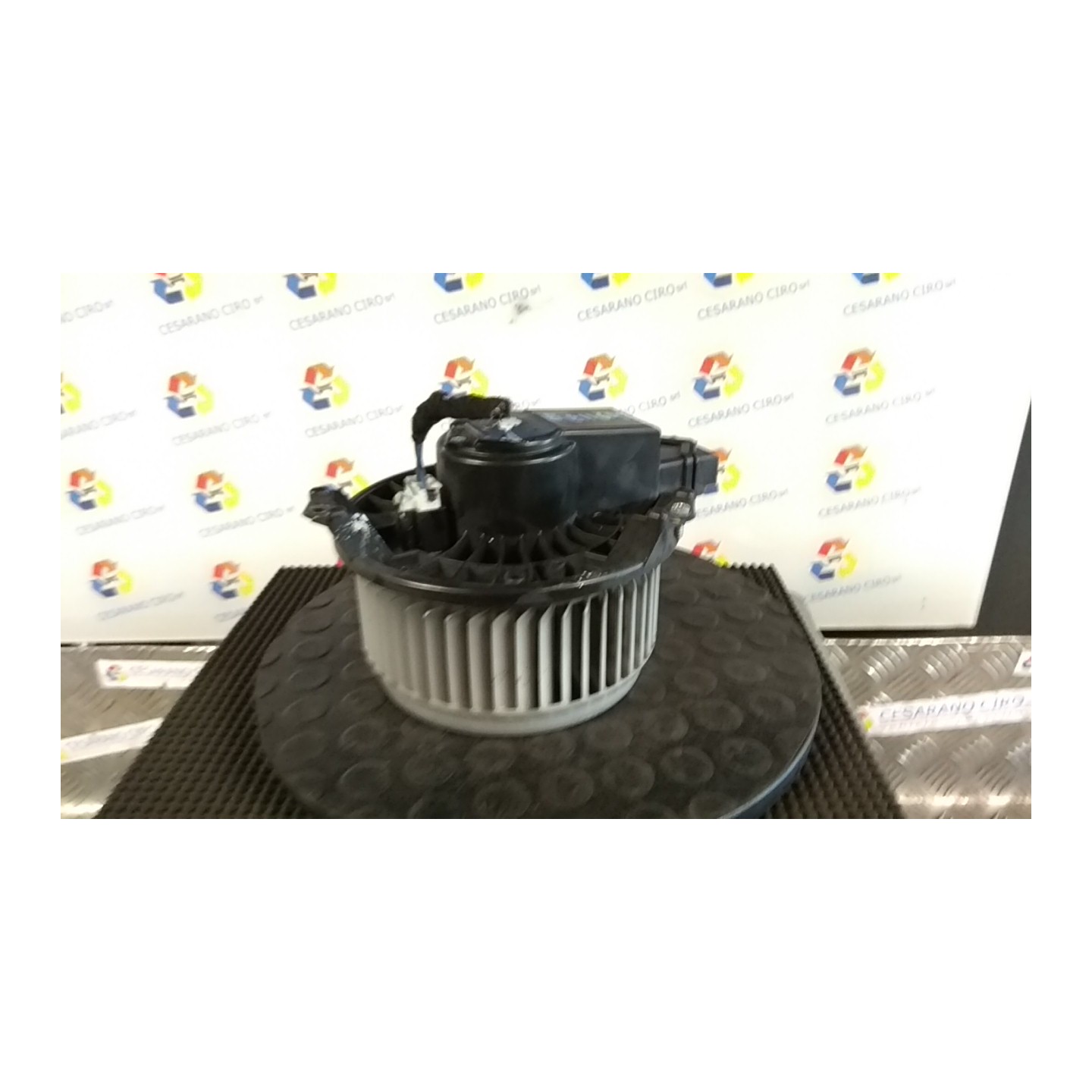 MOTORINO VENTILAZIONE ABITACOLO 083 FIAT FREEMONT (24) (04/11-) 939B5000 K05191345AA