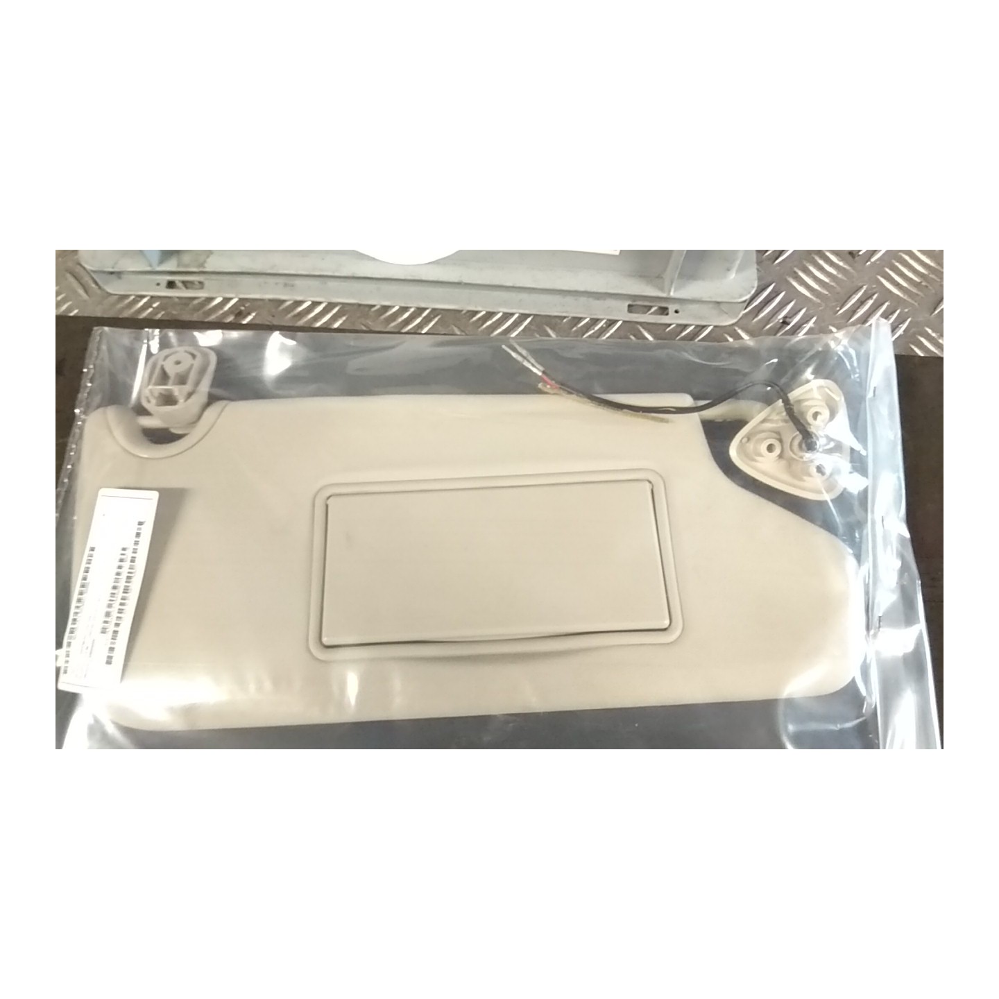 ALETTA PARASOLE PARABREZZA DX. 086 FIAT FREEMONT (24) (04/11-) 939B5000 K1MS51HDAAA
