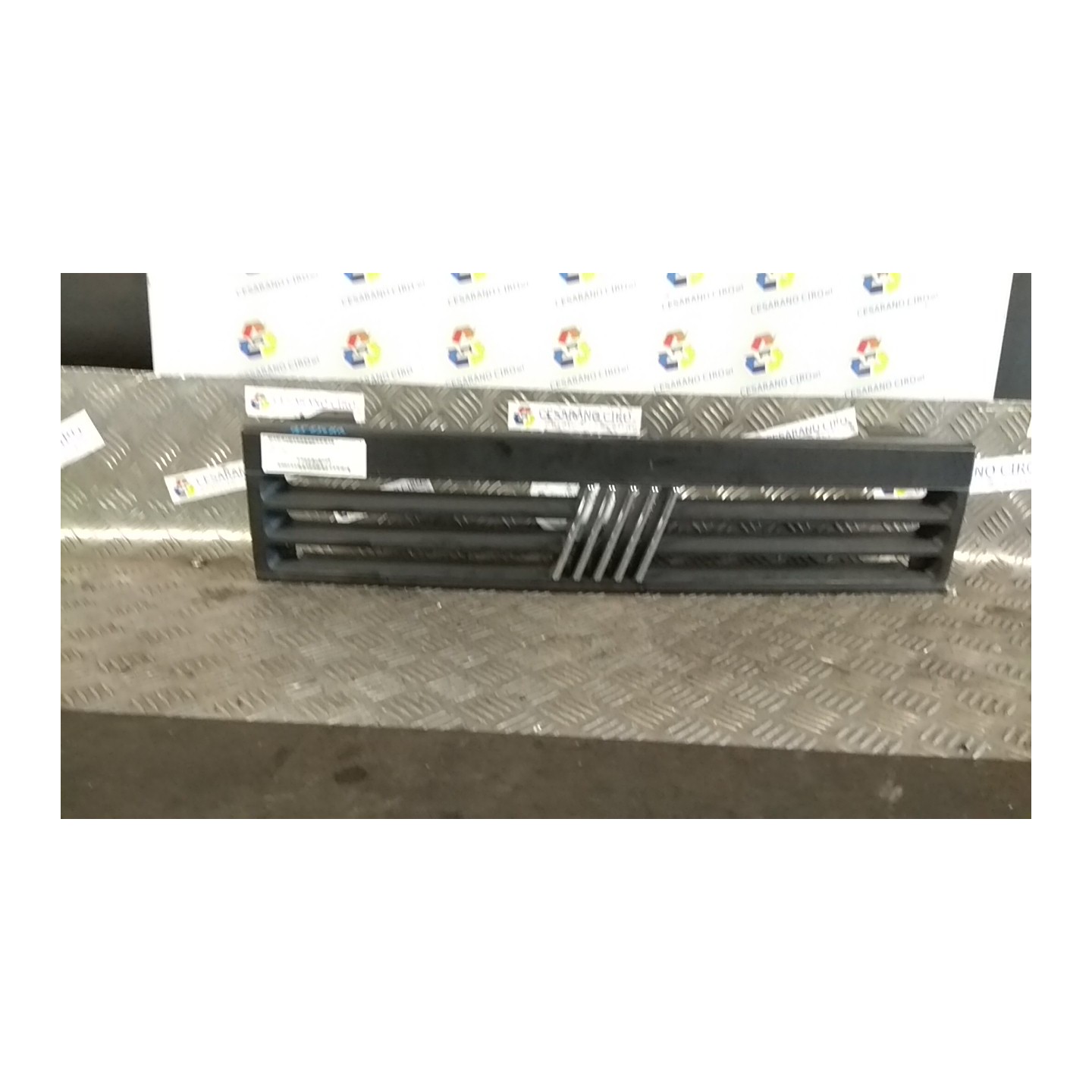 GRIGLIA 071 FIAT PANDA 1A SERIE (03/92-03/04) 187A1000 46473794