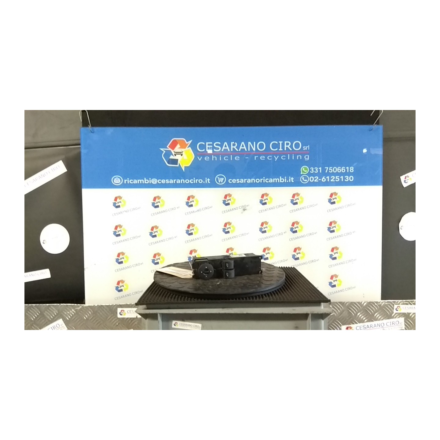 BLOCCO COMANDI ALZACRISTALLI E RETROVISORI EST. 076 FORD TRANSIT COURIER (C4A) (05/14-0 XUCD 2191690