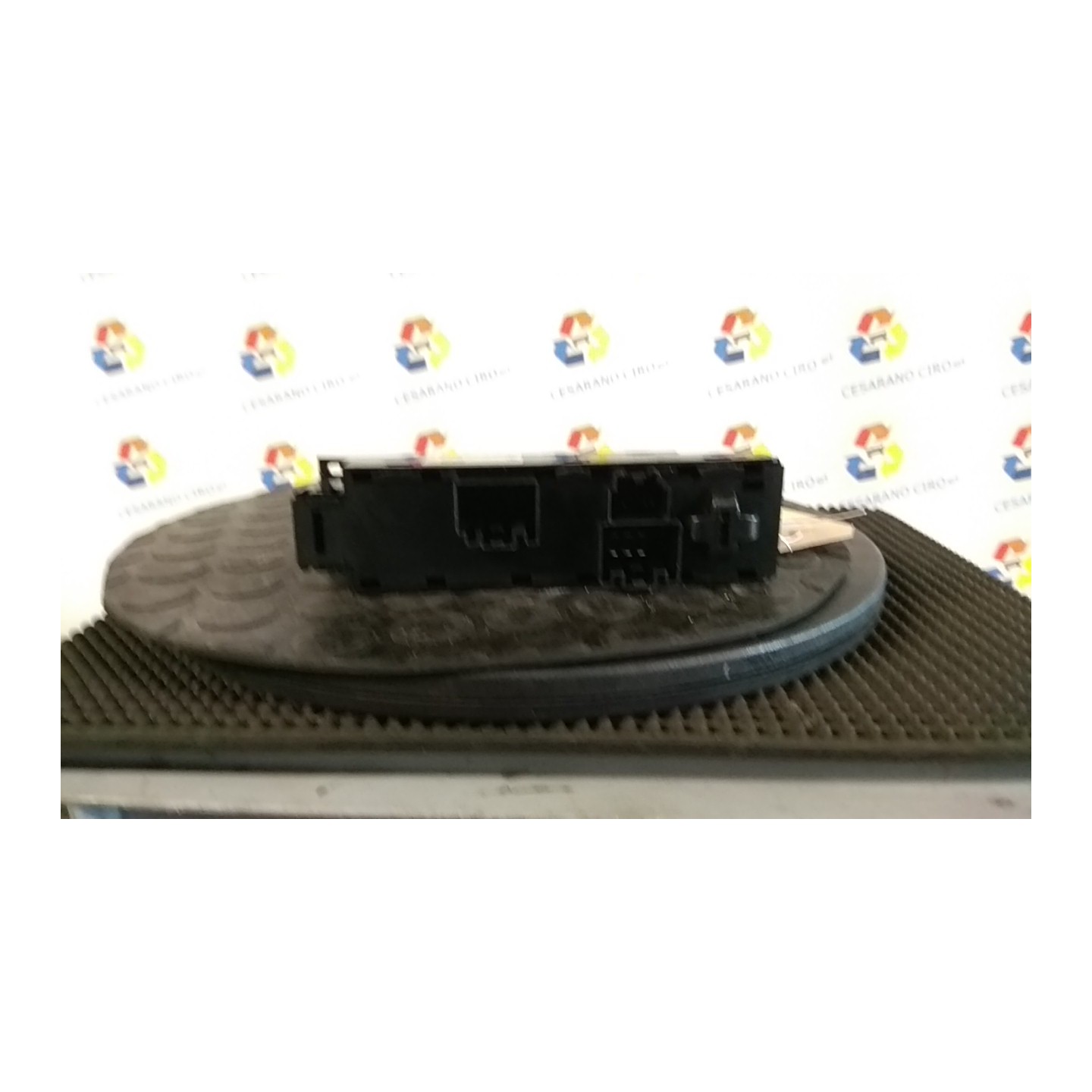 BLOCCO COMANDI ALZACRISTALLI E RETROVISORI EST. 076 FORD TRANSIT COURIER (C4A) (05/14-0 XUCD 2191690