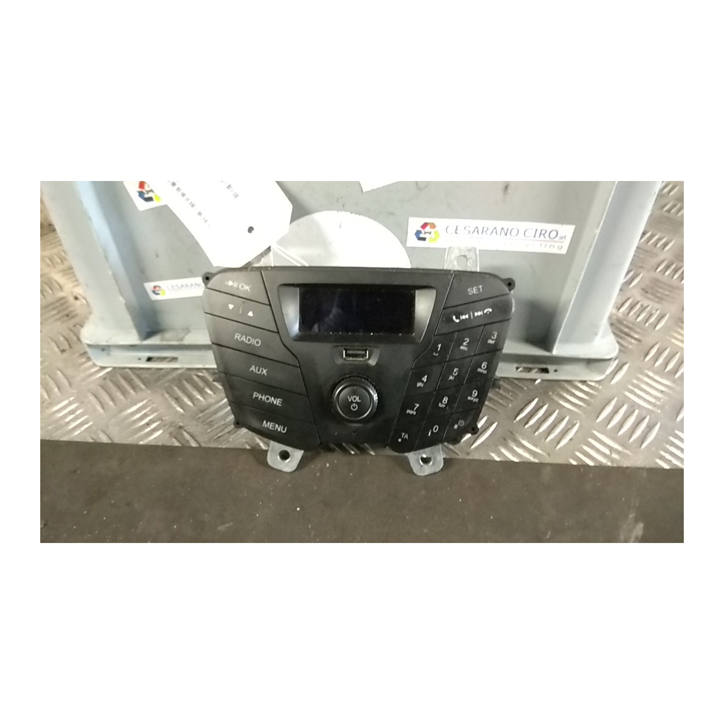 BLOCCO COMANDI AUTORADIO 077 FORD TRANSIT COURIER (C4A) (05/14-0 XUCD 1895834
