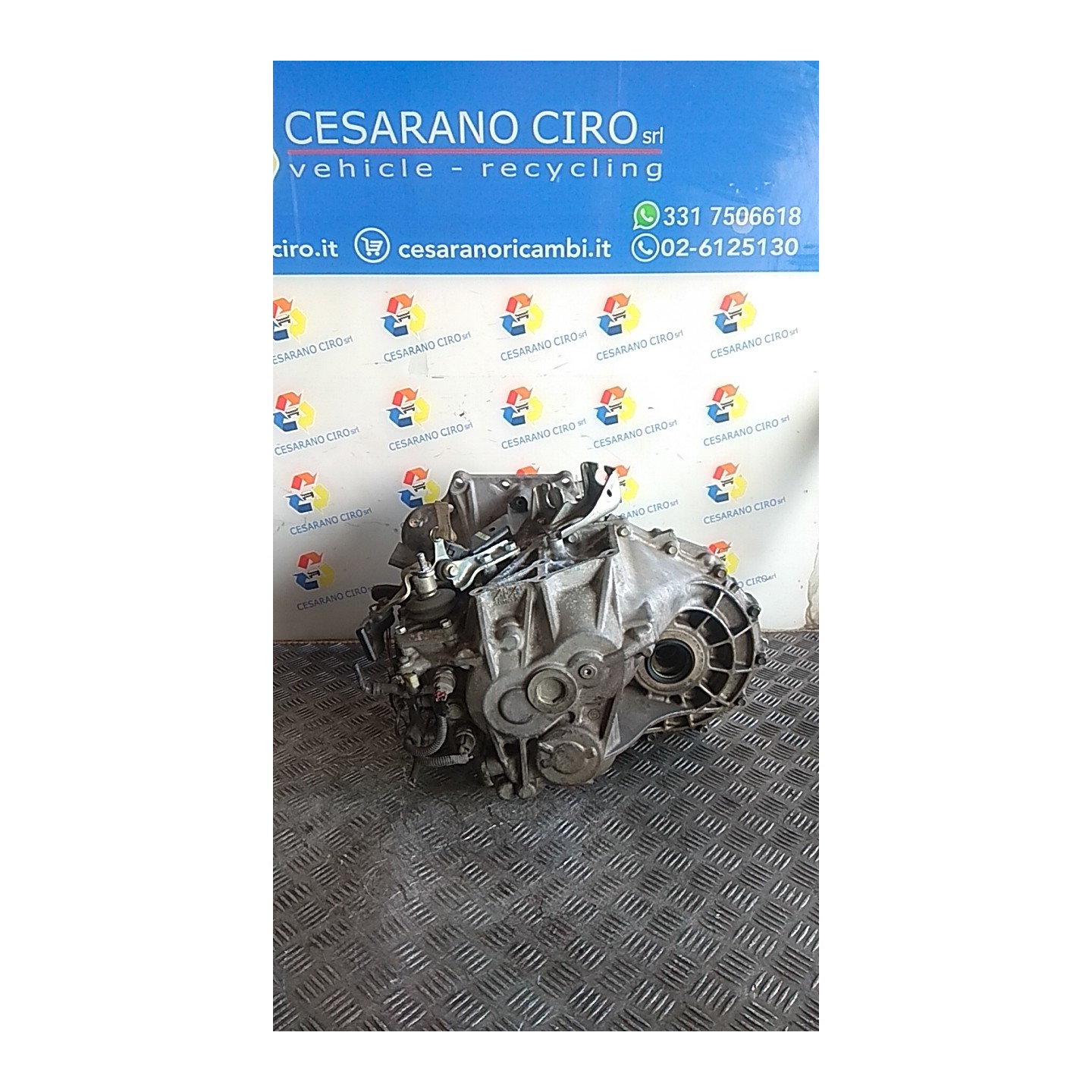 CAMBIO COMPL. 001 TOYOTA AVENSIS (04/09-12/15) 2ADFTV 3030020B00