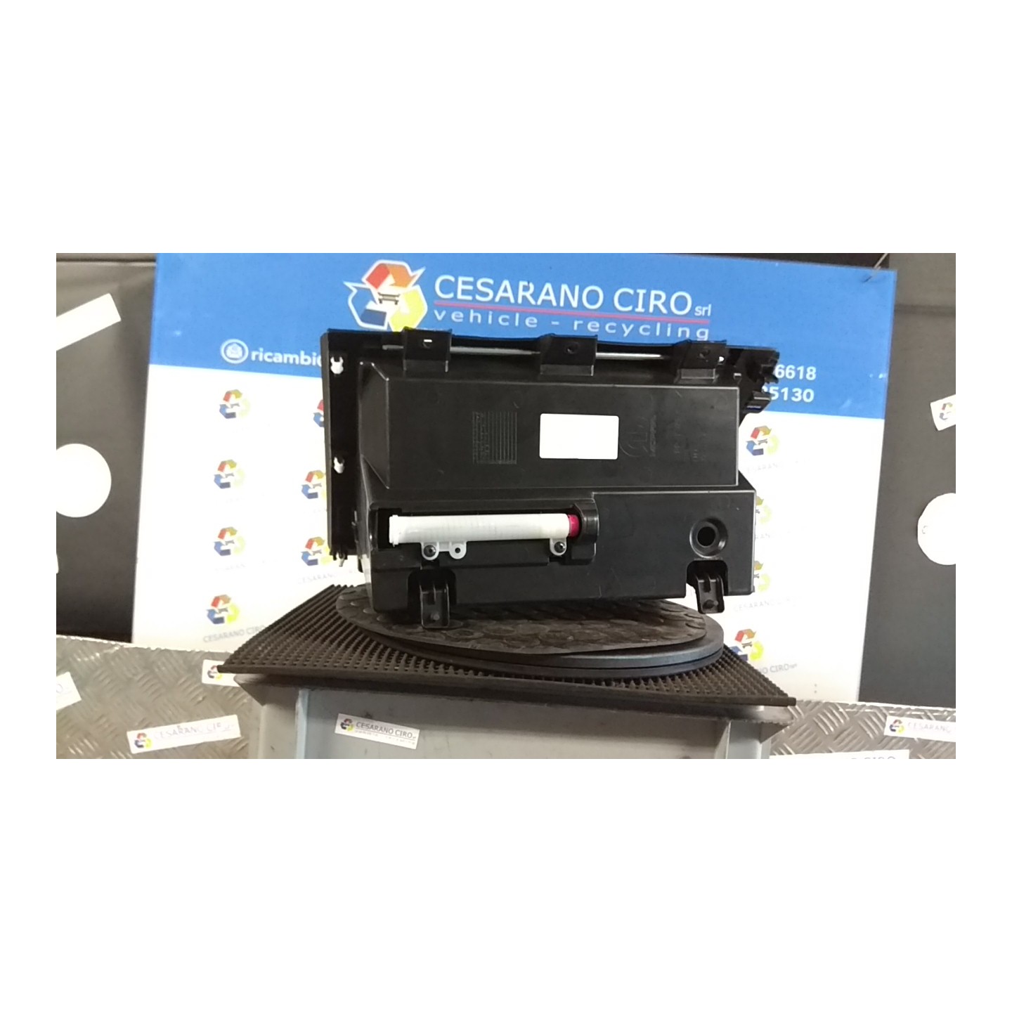 PORTAOGGETTI CRUSCOTTO 011 FIAT 500X (6X) (07/18-12/22) 55263842 735683583