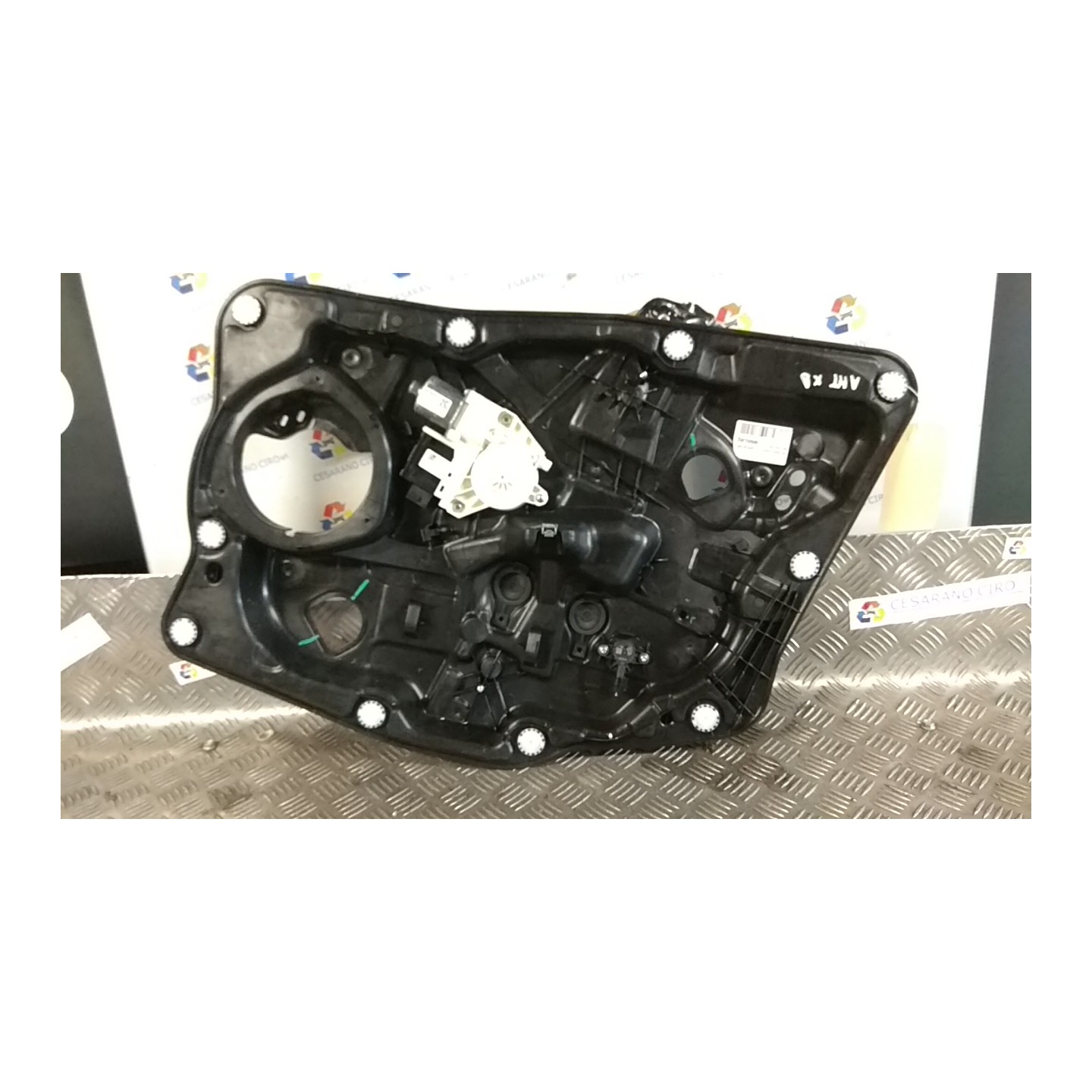 ALZACRISTALLO ELETTR. PORTA ANT. CON MOTORINO DX. 019 FIAT 500X (6X) (07/18-12/22) 55263842 52120673